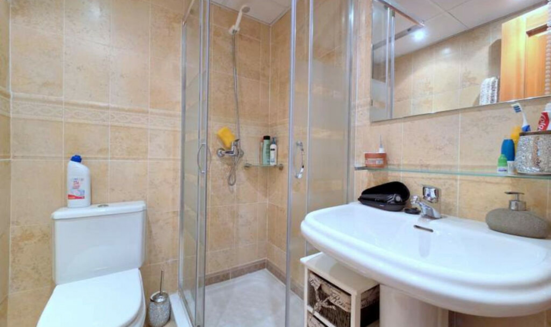 Resale - Apartment -
La Duquesa