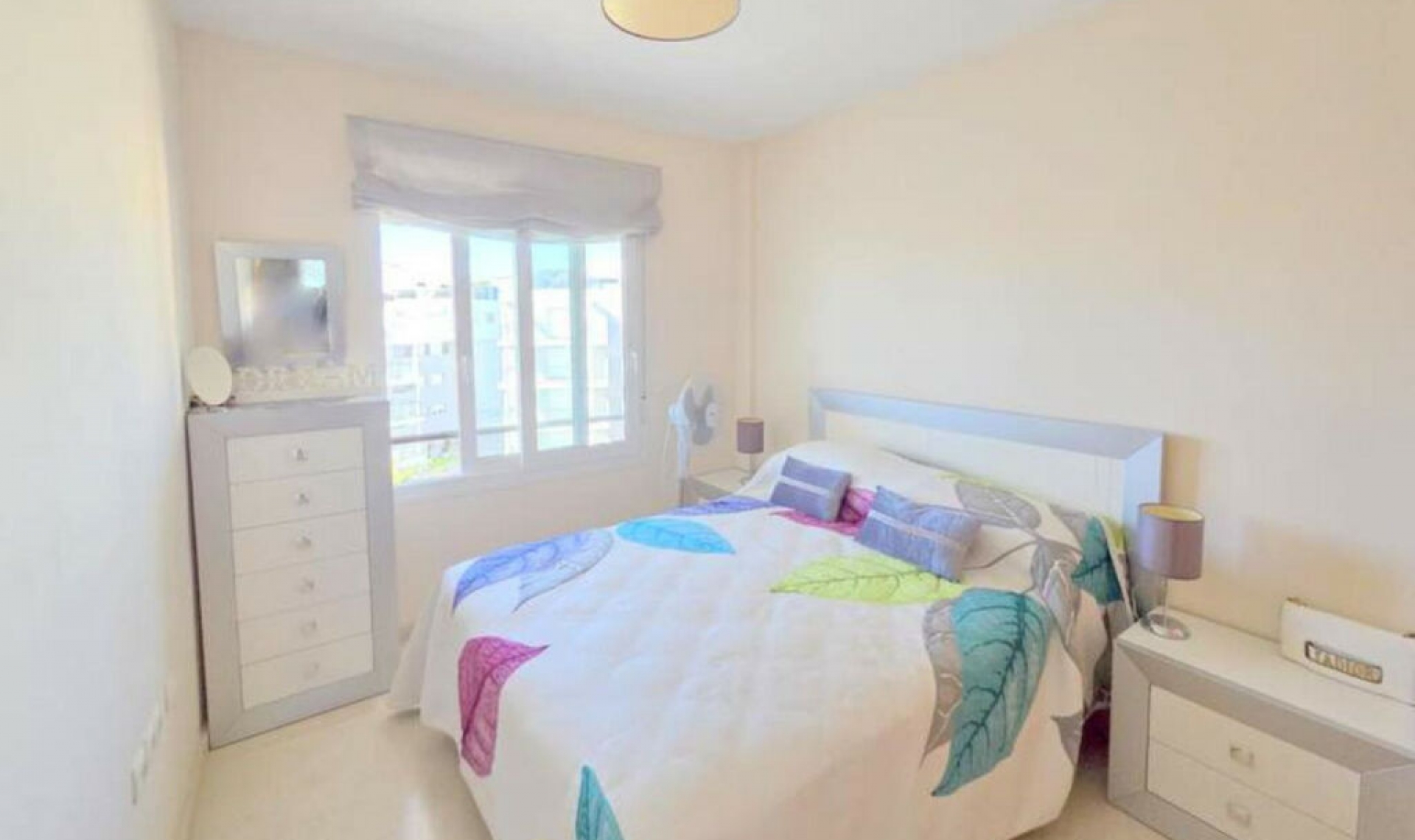 Resale - Apartment -
La Duquesa