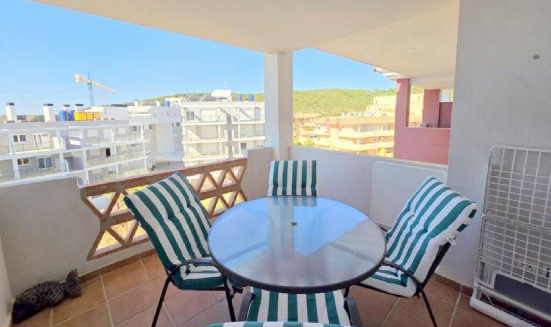 Resale - Apartment -
La Duquesa