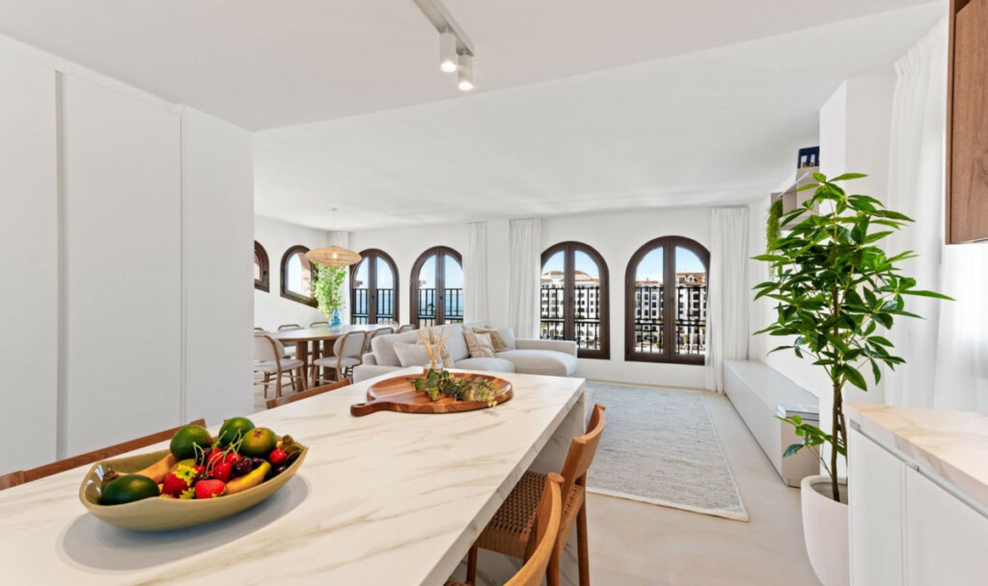 Resale - Apartment -
La Duquesa