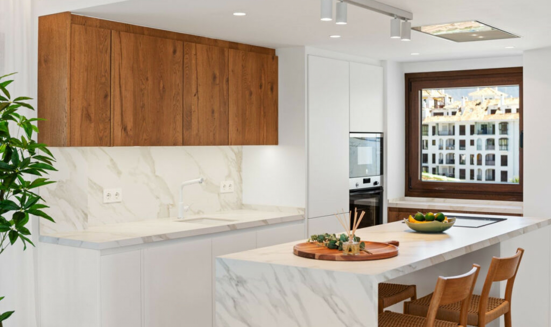 Resale - Apartment -
La Duquesa