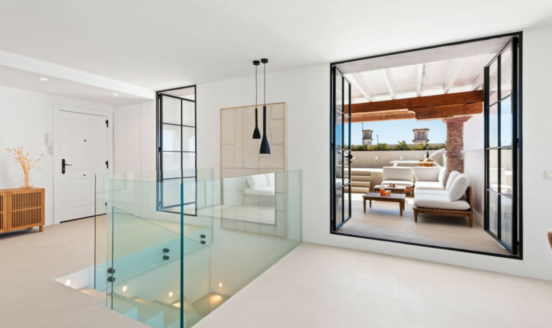 Resale - Apartment -
La Duquesa