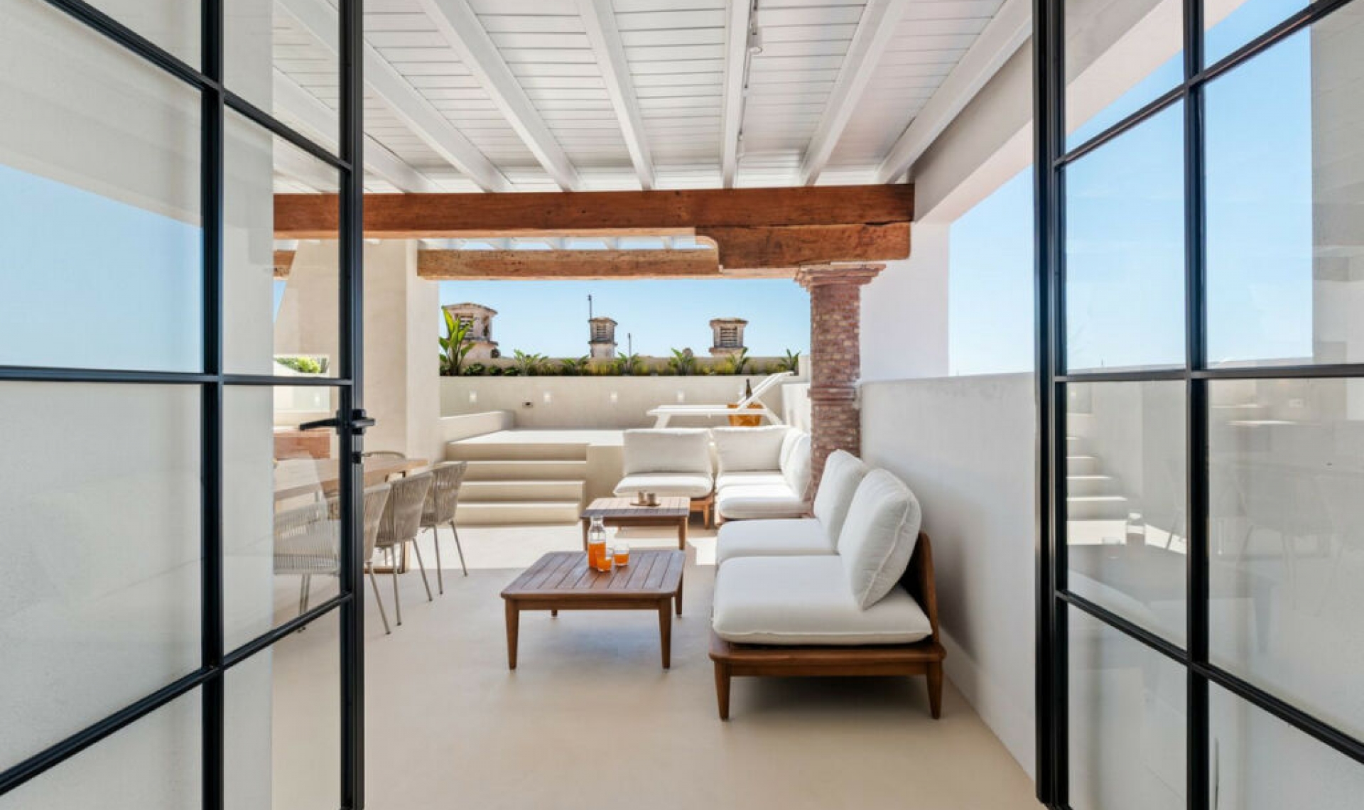 Resale - Apartment -
La Duquesa