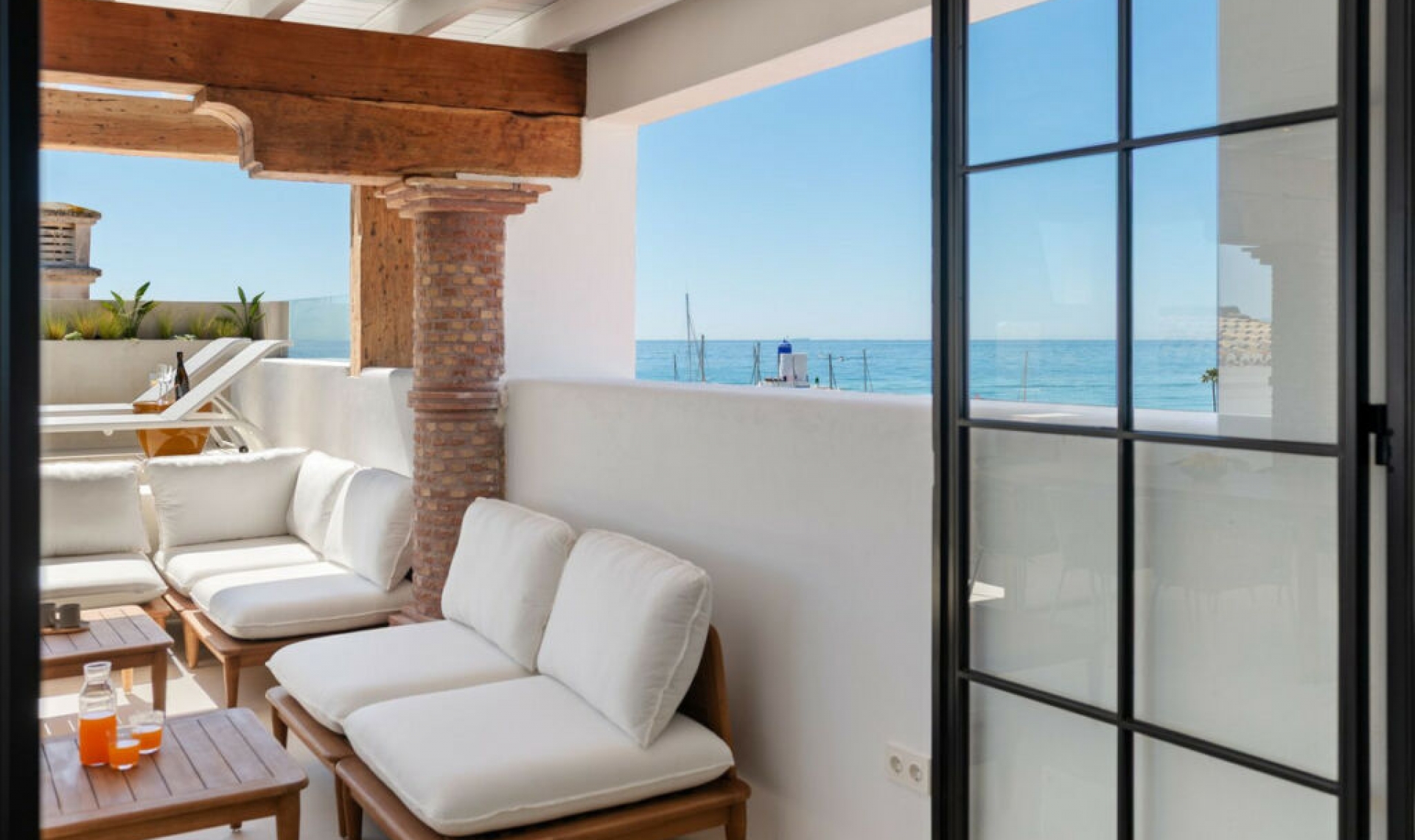 Resale - Apartment -
La Duquesa