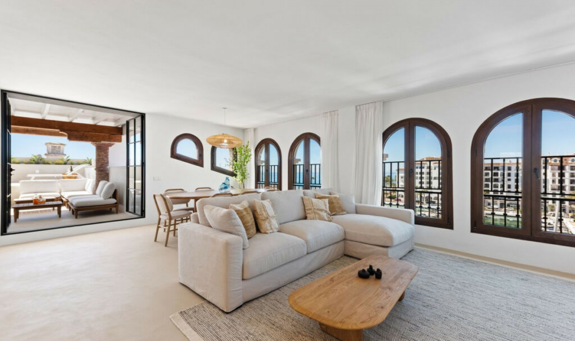 Resale - Apartment -
La Duquesa