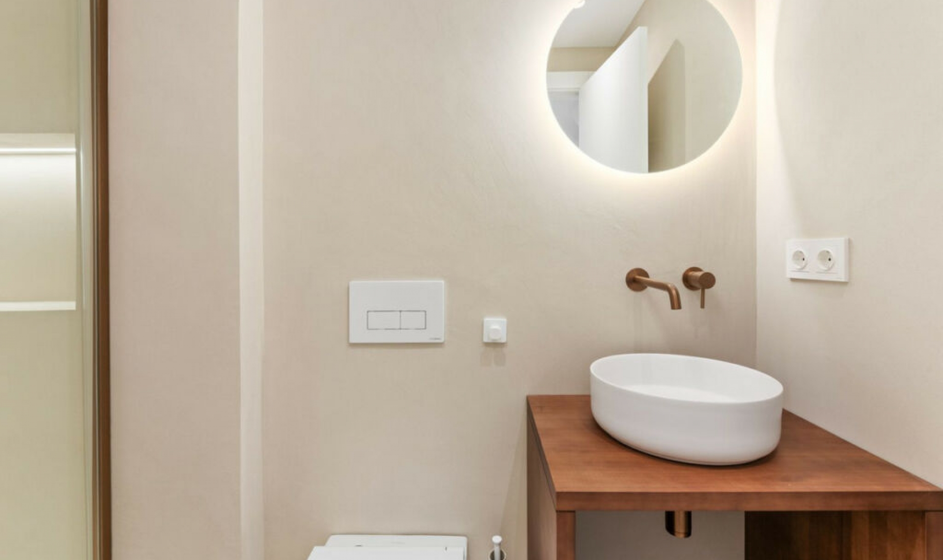 Resale - Apartment -
La Duquesa