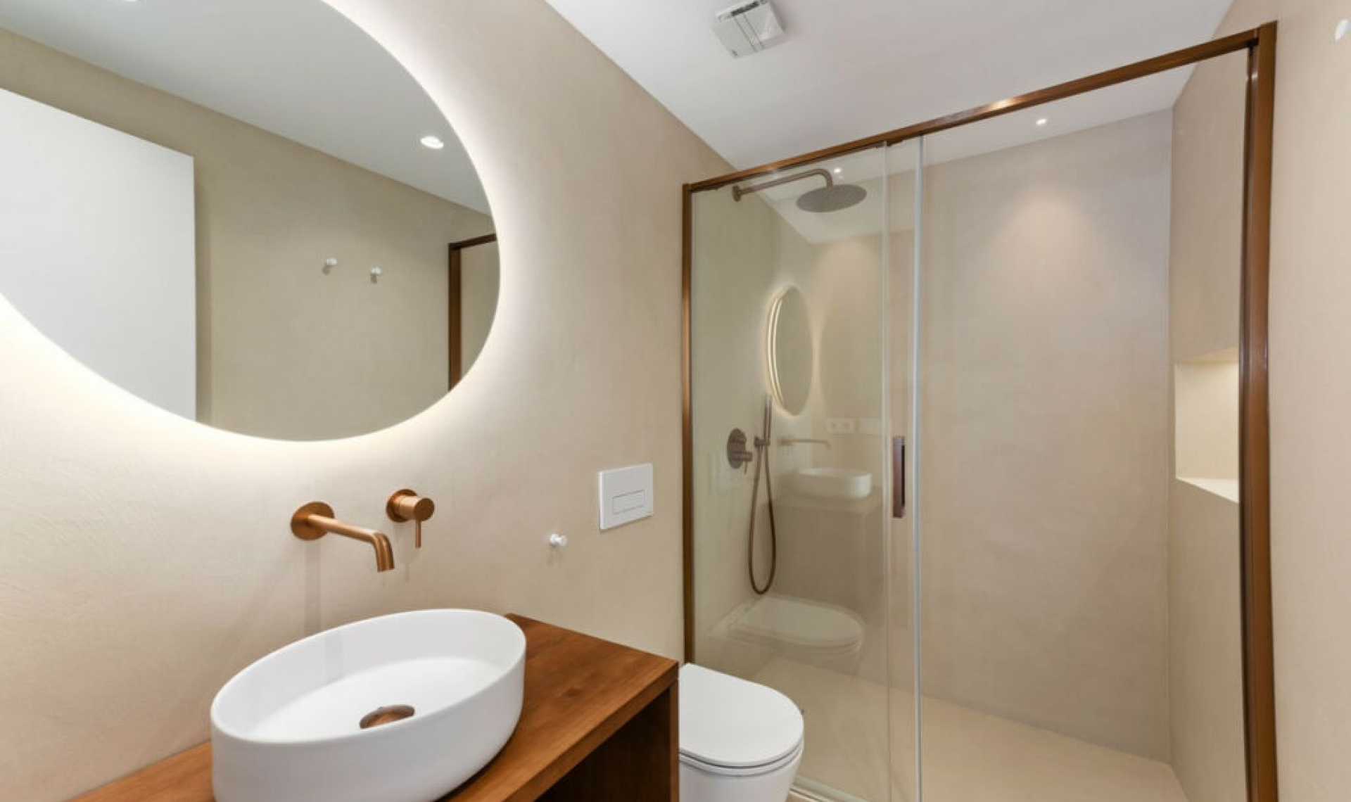 Resale - Apartment -
La Duquesa