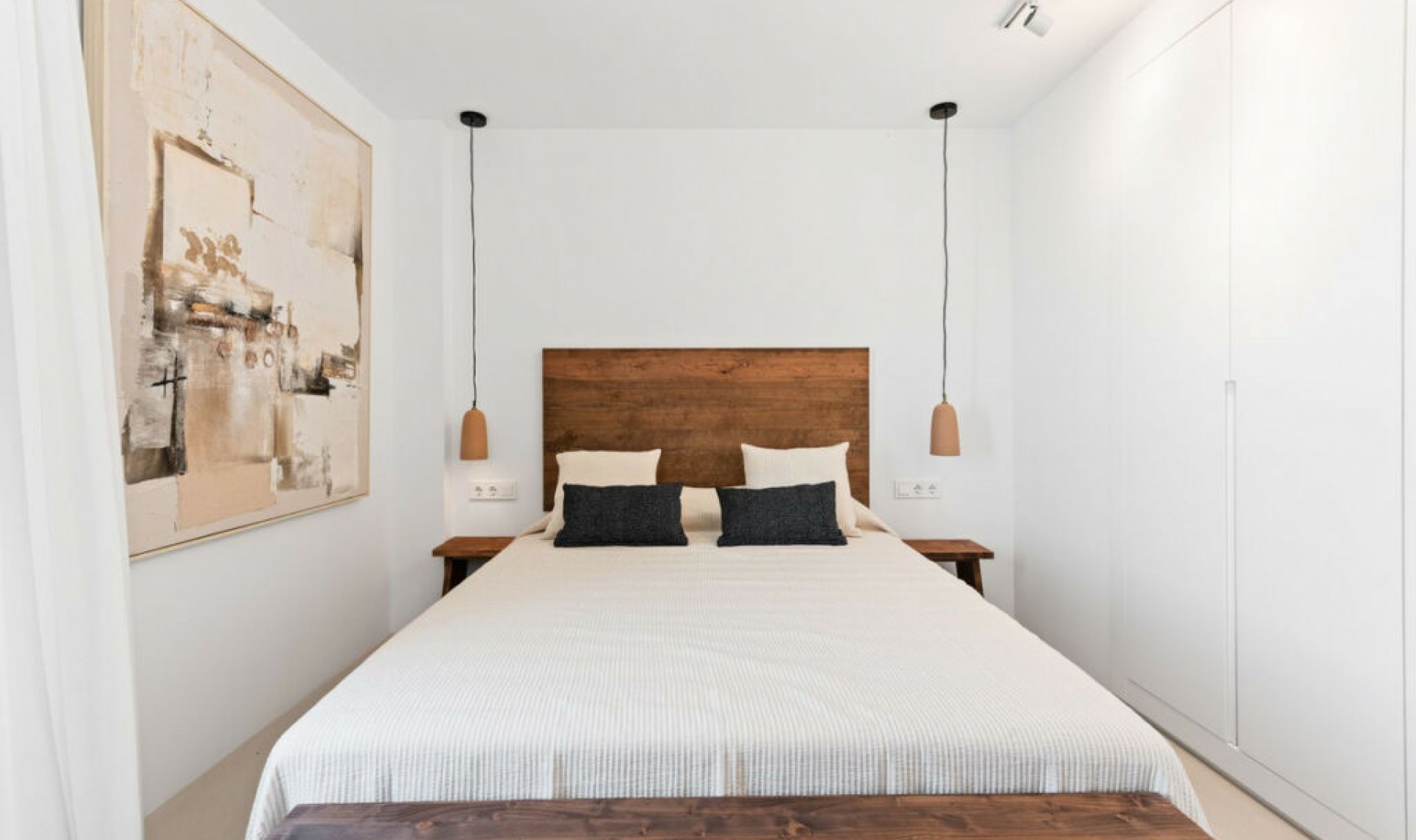 Resale - Apartment -
La Duquesa