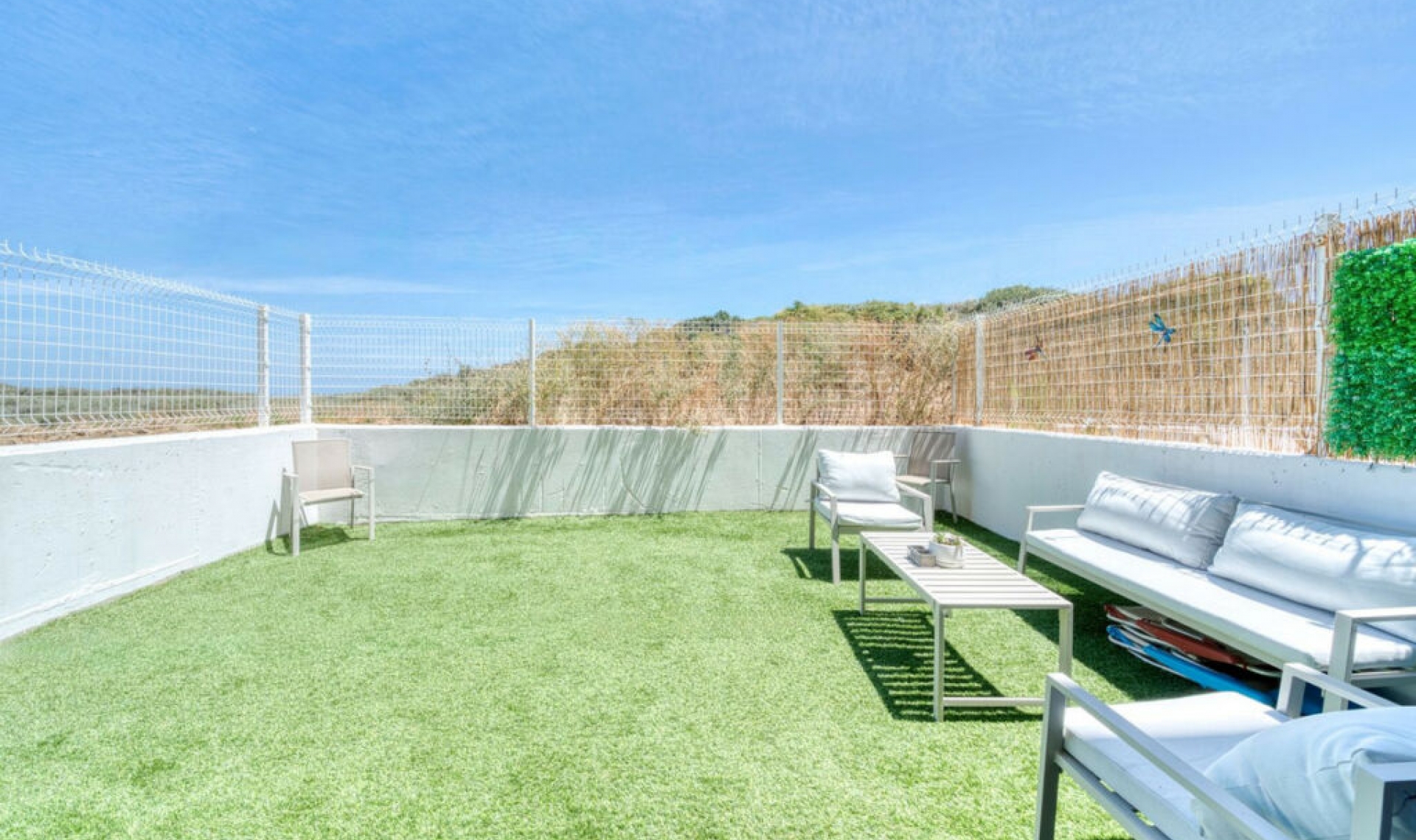 Resale - Apartment -
La Duquesa