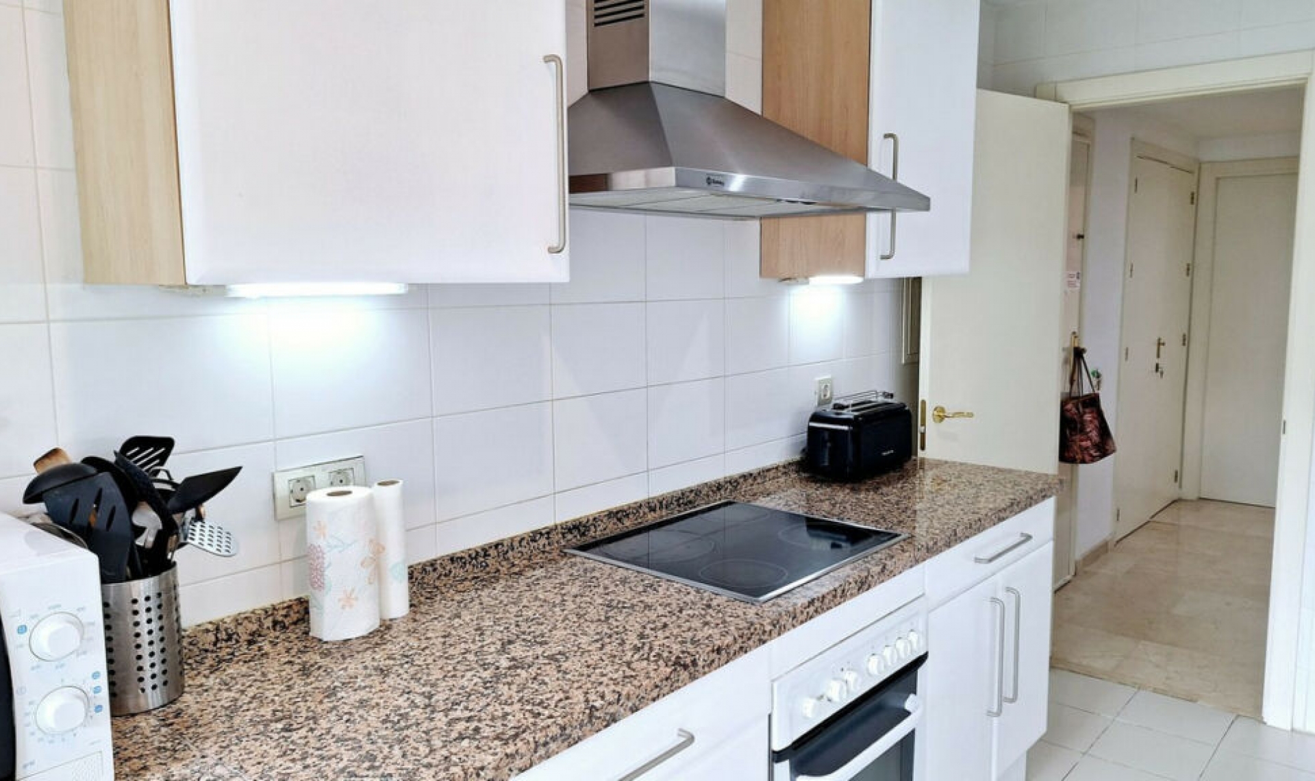 Resale - Apartment -
La Duquesa