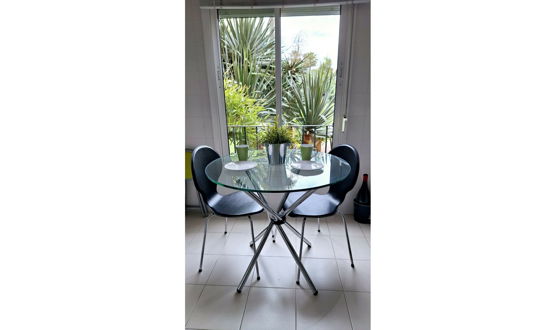 Resale - Apartment -
La Duquesa