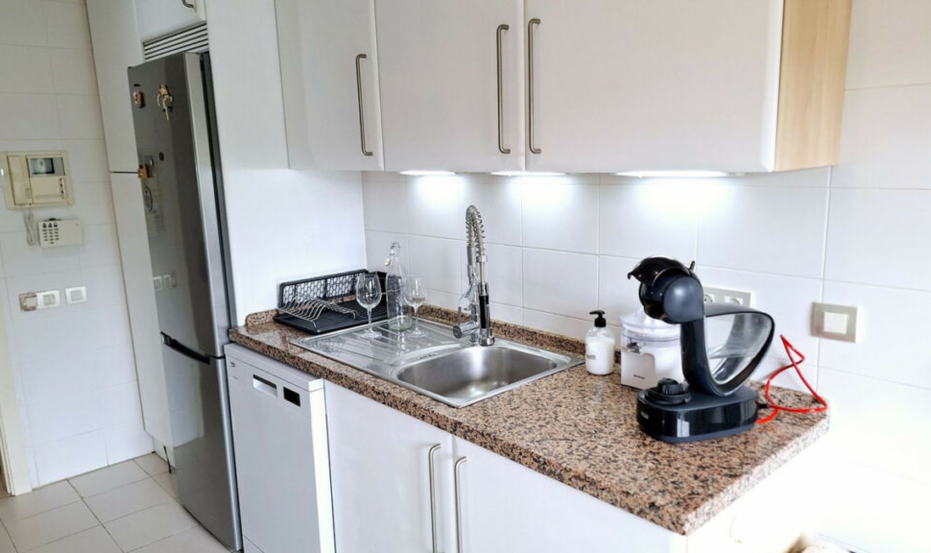 Resale - Apartment -
La Duquesa