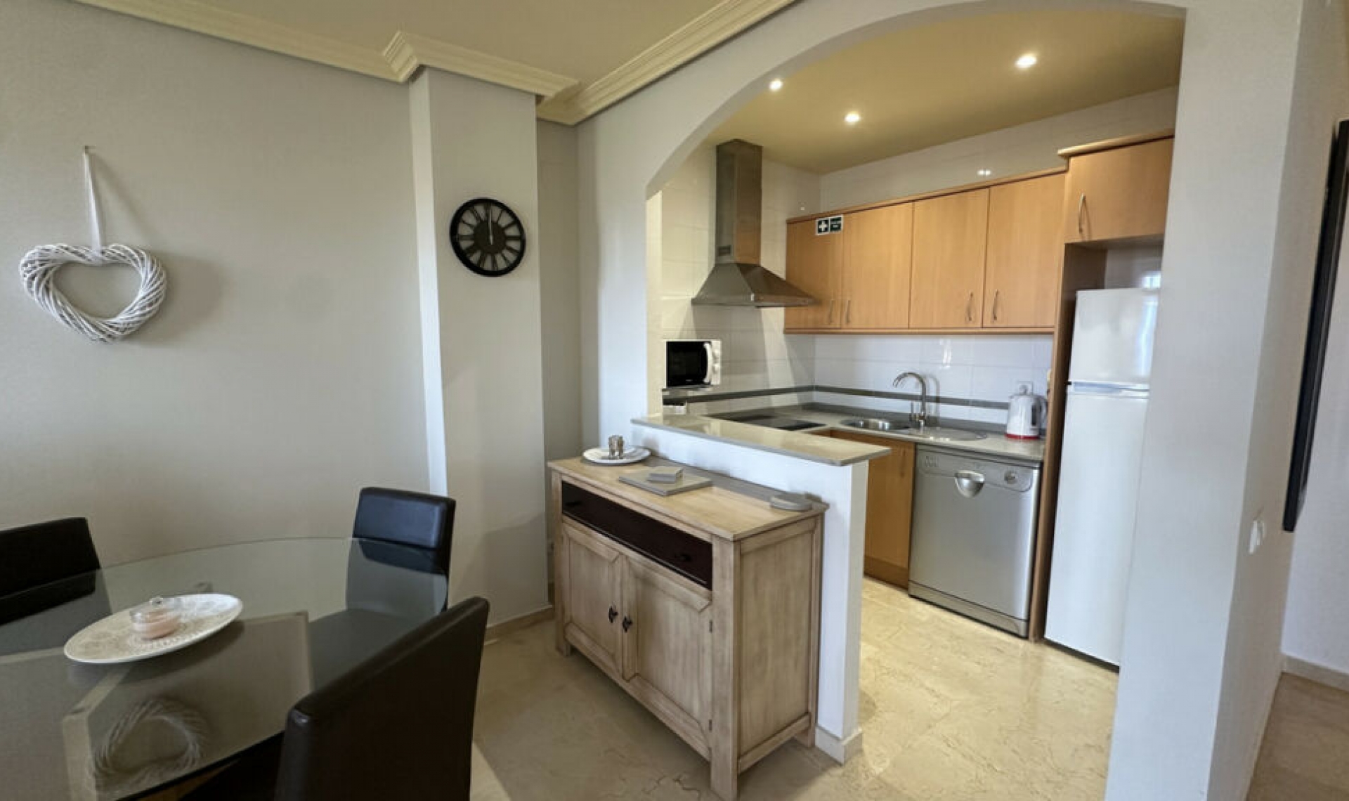 Resale - Apartment -
La Duquesa