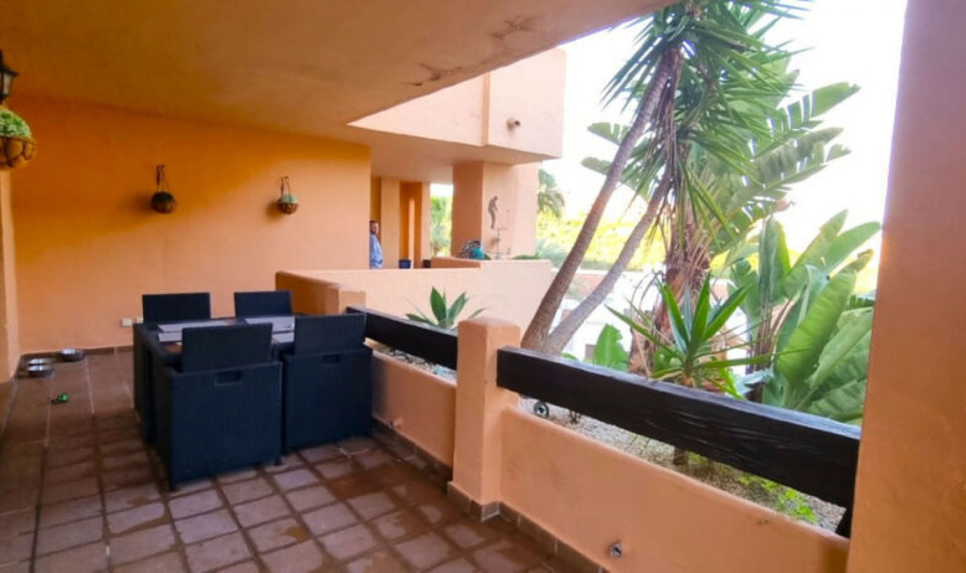 Resale - Apartment -
La Duquesa