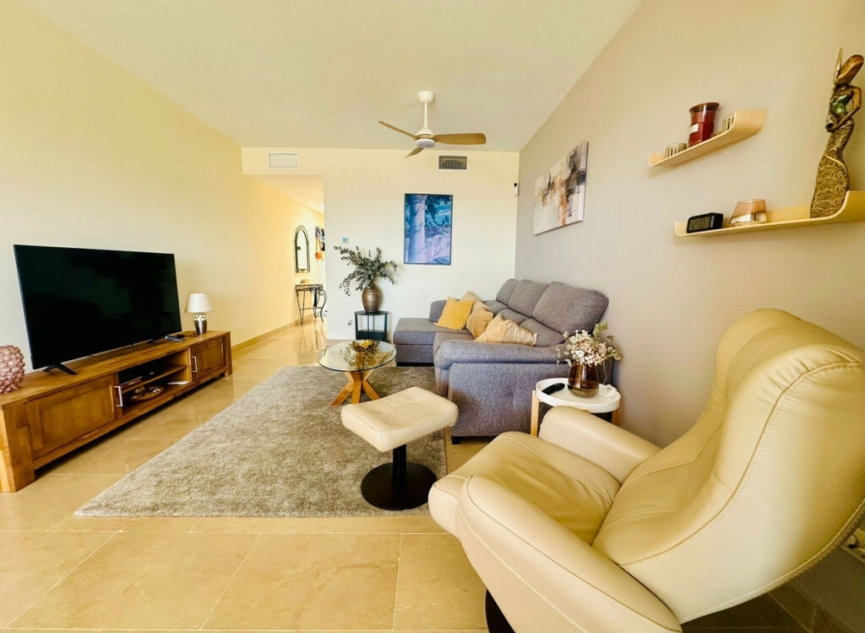 Resale - Apartment -
La Duquesa