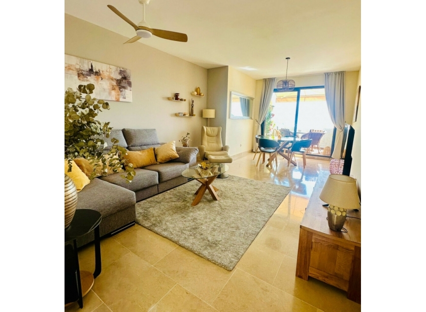 Resale - Apartment -
La Duquesa