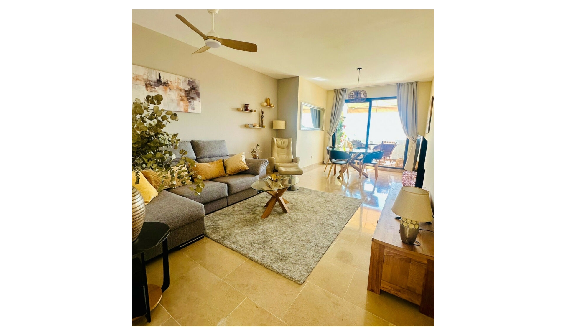 Resale - Apartment -
La Duquesa