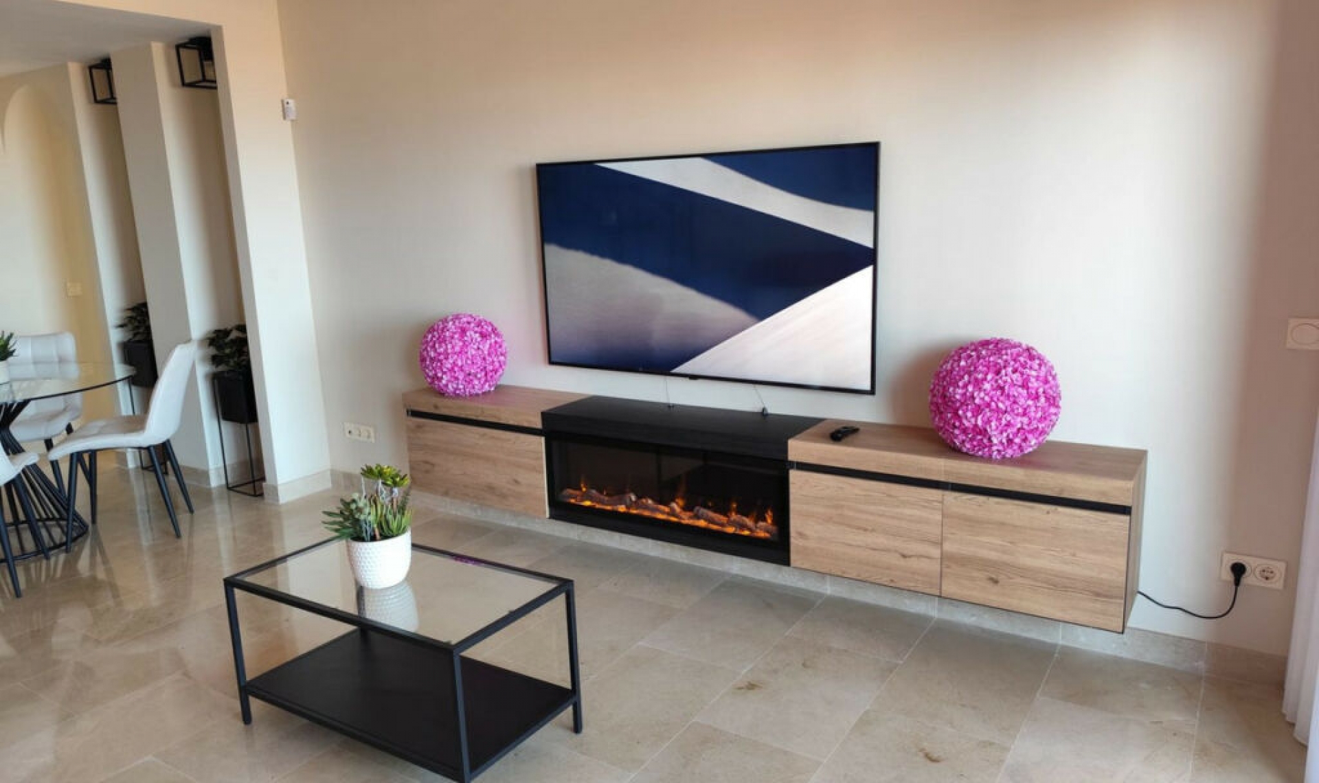 Resale - Apartment -
La Duquesa