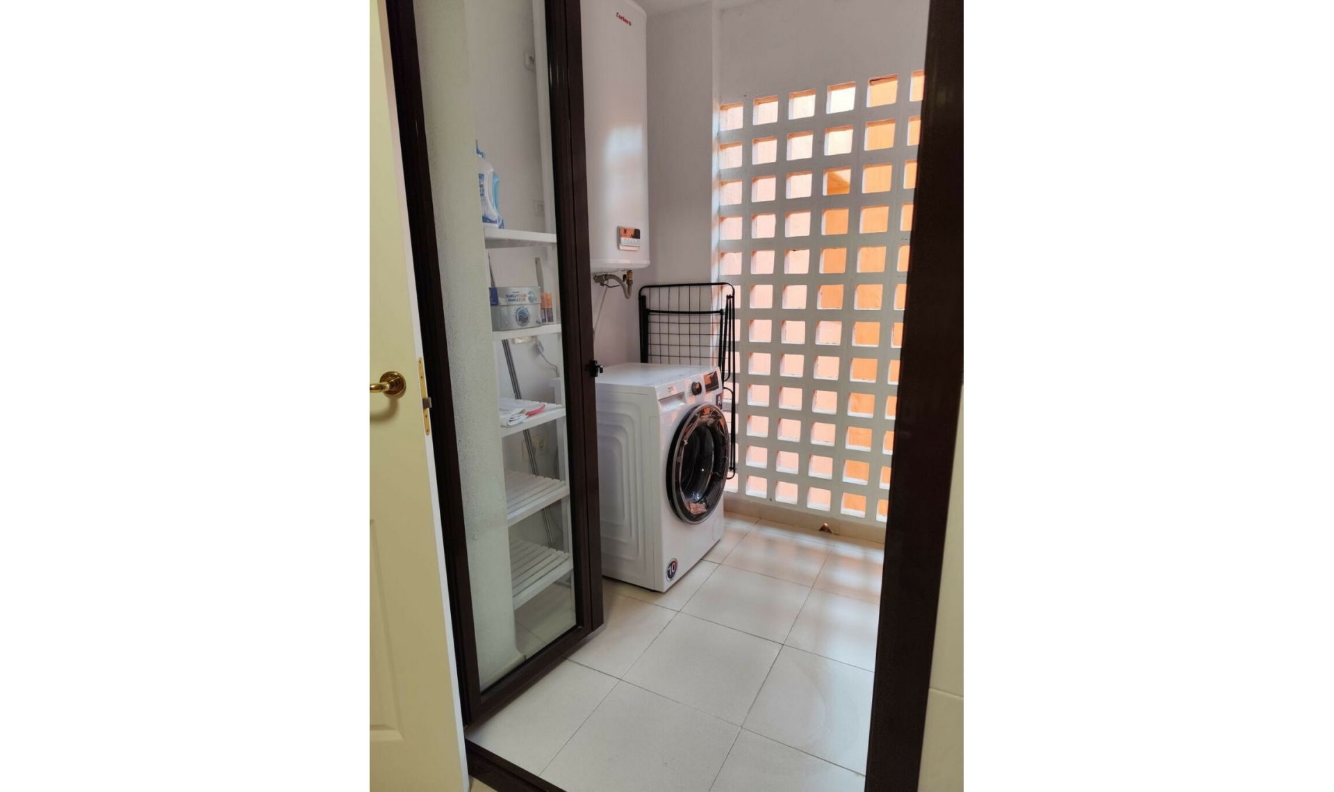 Resale - Apartment -
La Duquesa