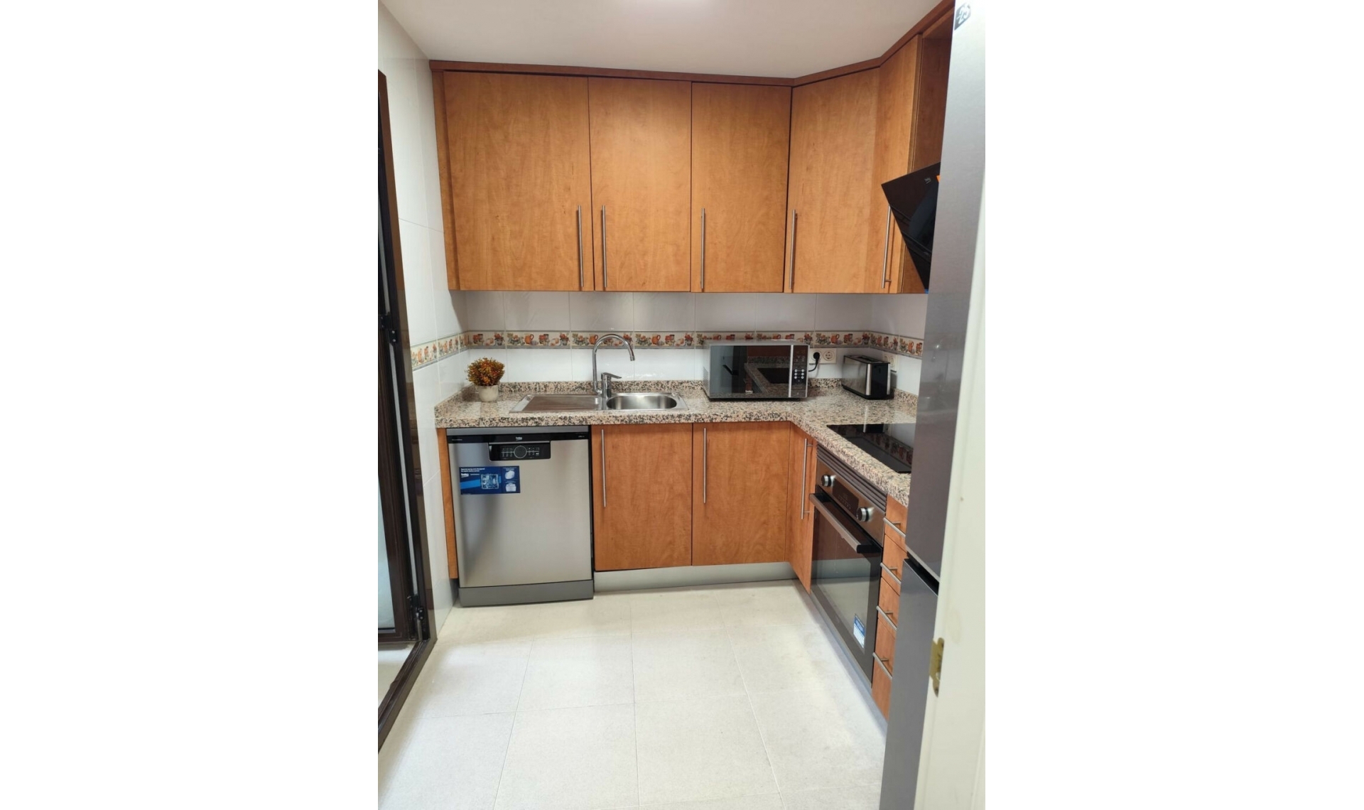 Resale - Apartment -
La Duquesa