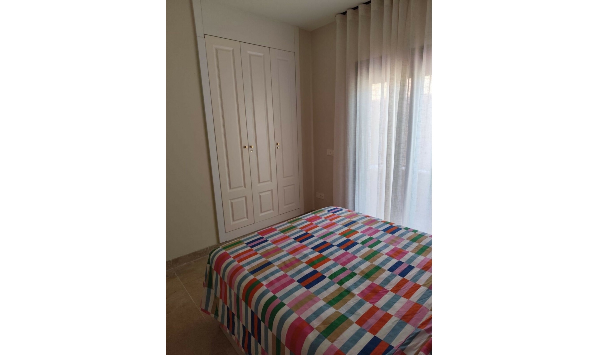 Resale - Apartment -
La Duquesa