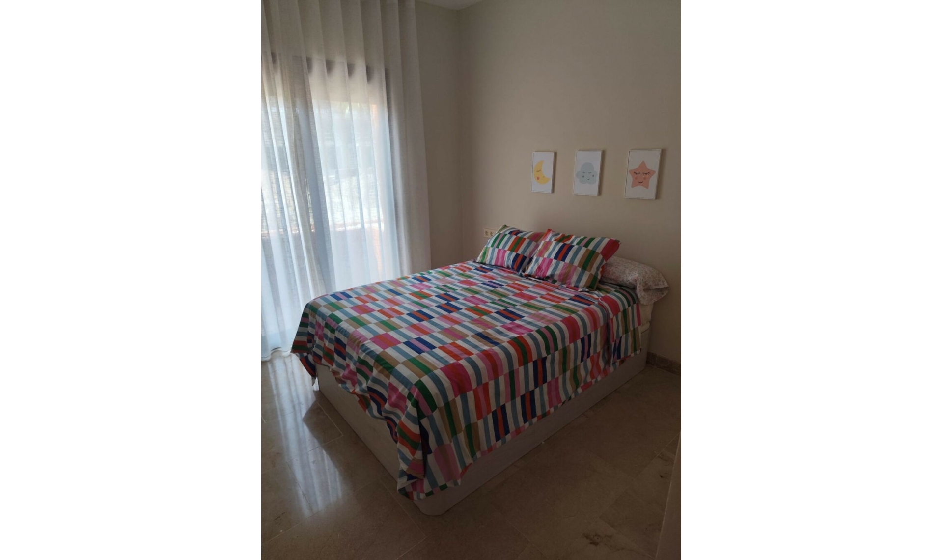 Resale - Apartment -
La Duquesa