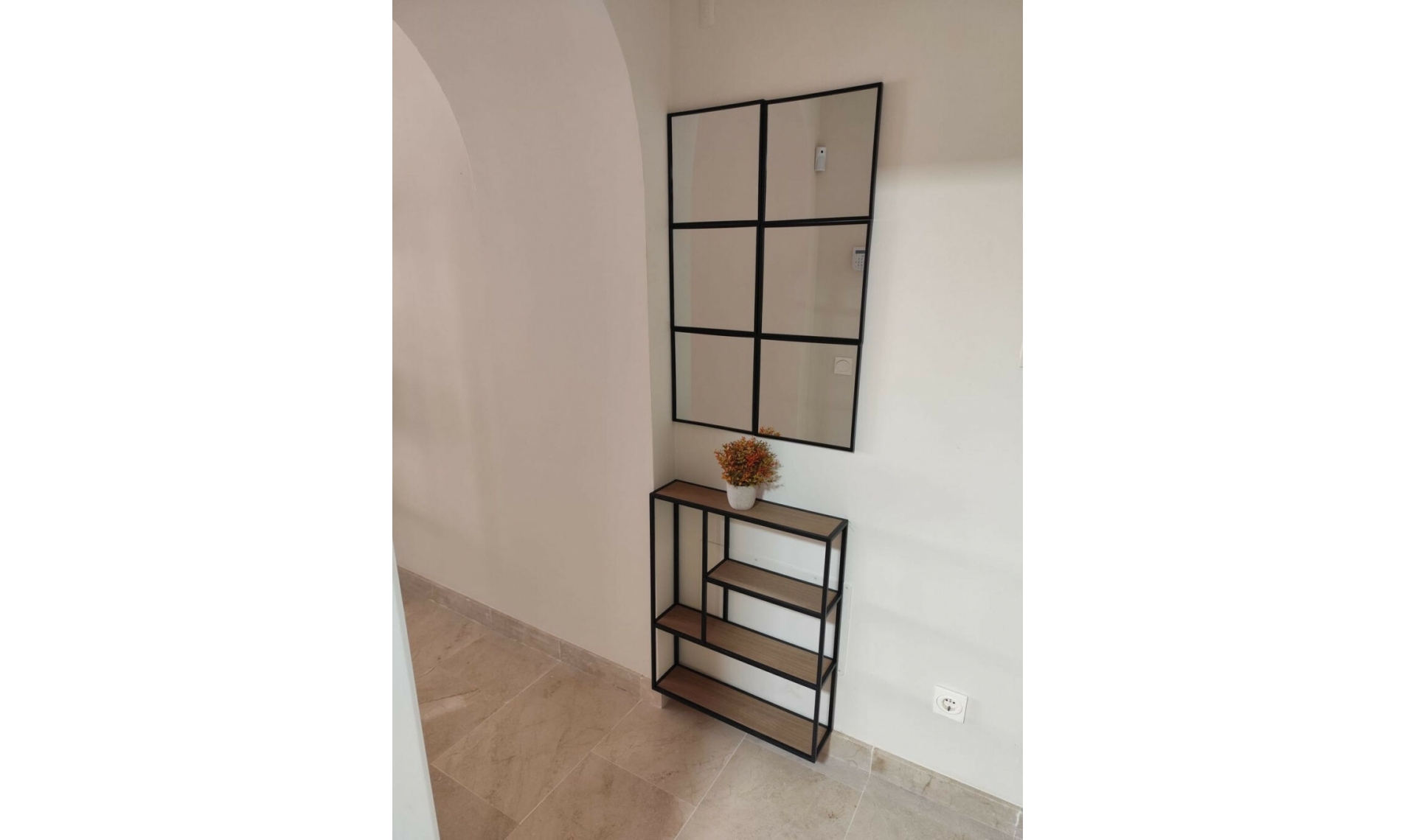 Resale - Apartment -
La Duquesa