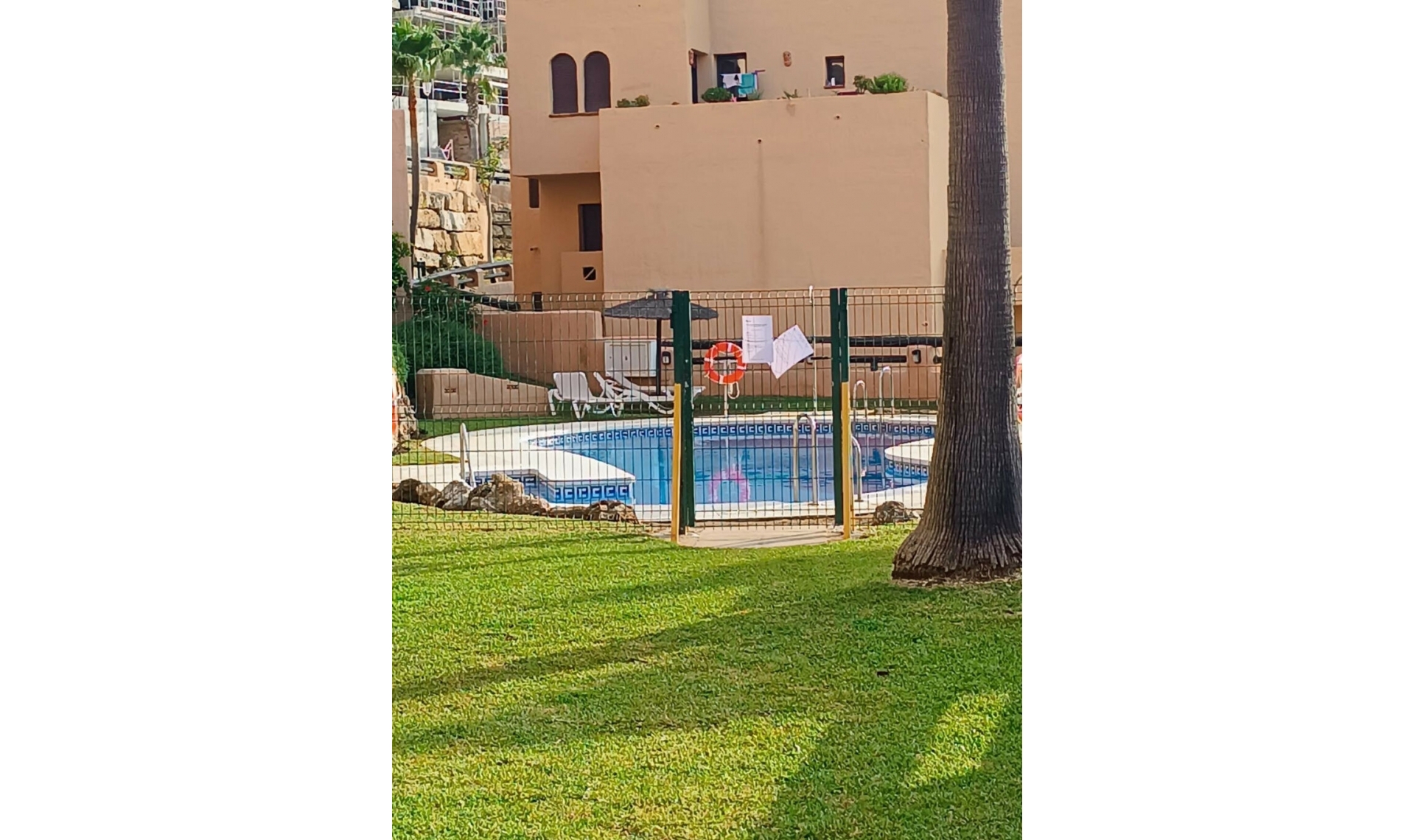 Resale - Apartment -
La Duquesa