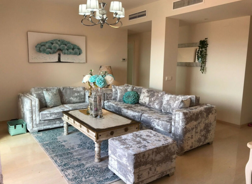 Resale - Apartment -
La Duquesa