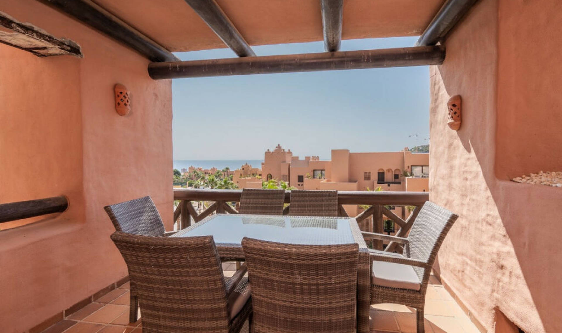 Resale - Apartment -
La Duquesa