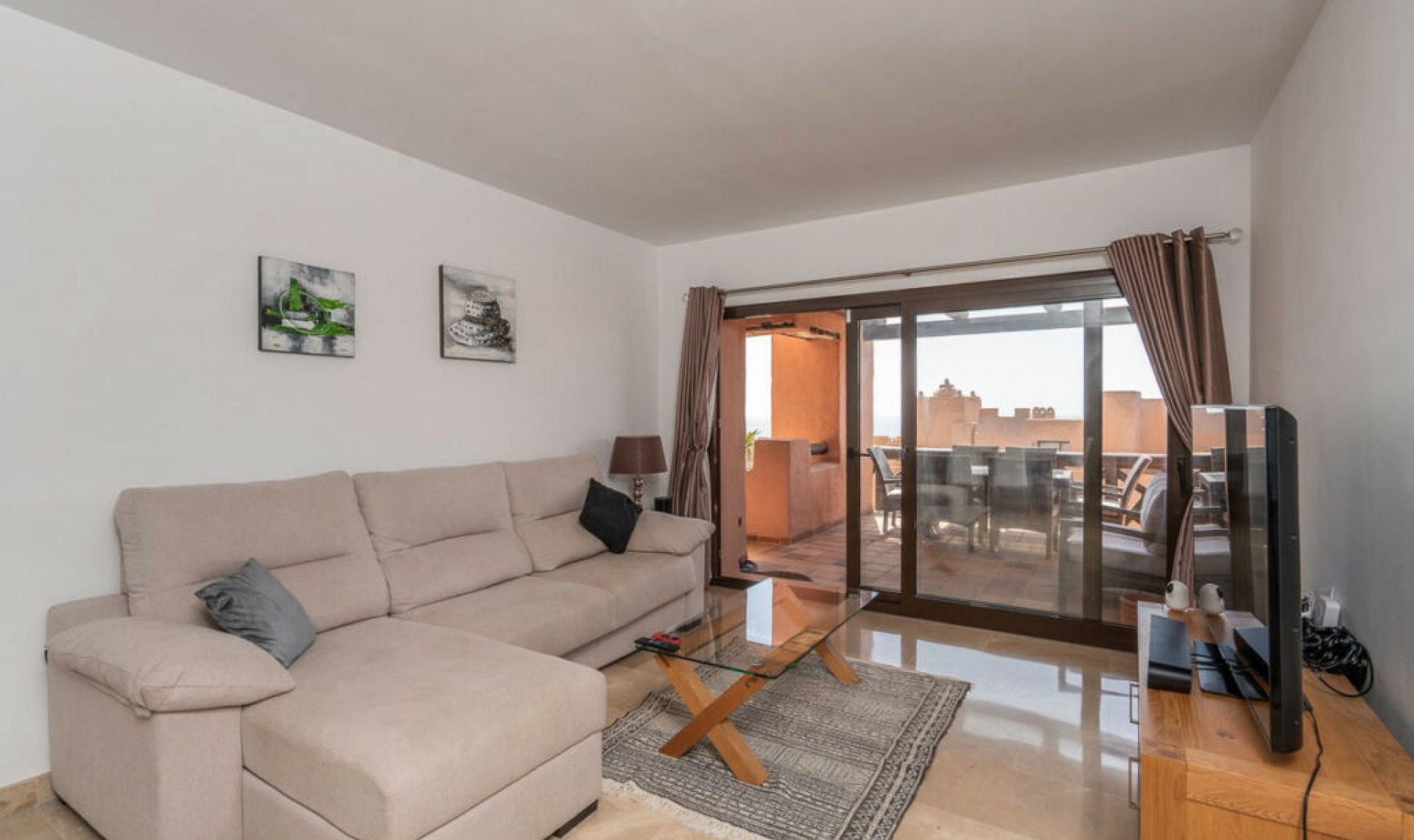 Resale - Apartment -
La Duquesa