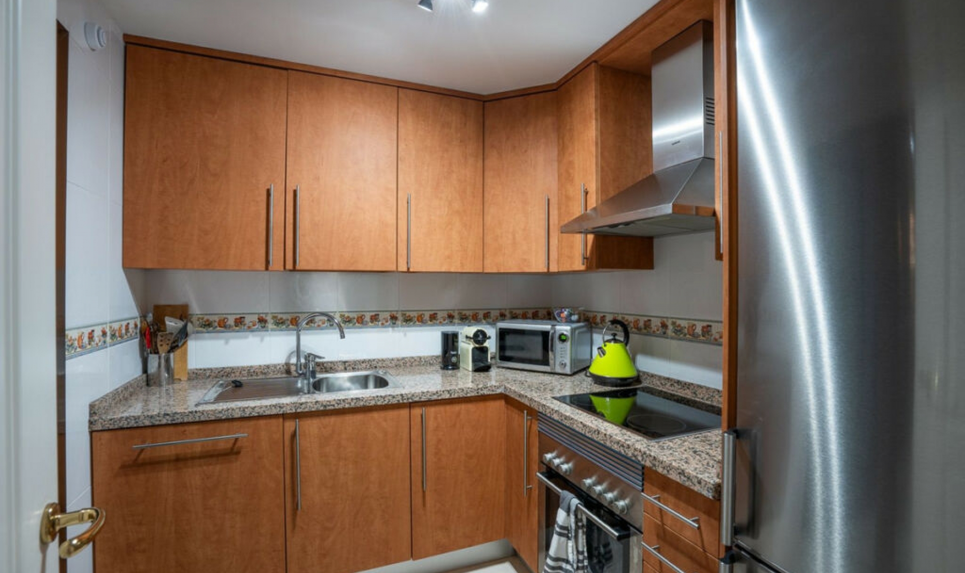 Resale - Apartment -
La Duquesa