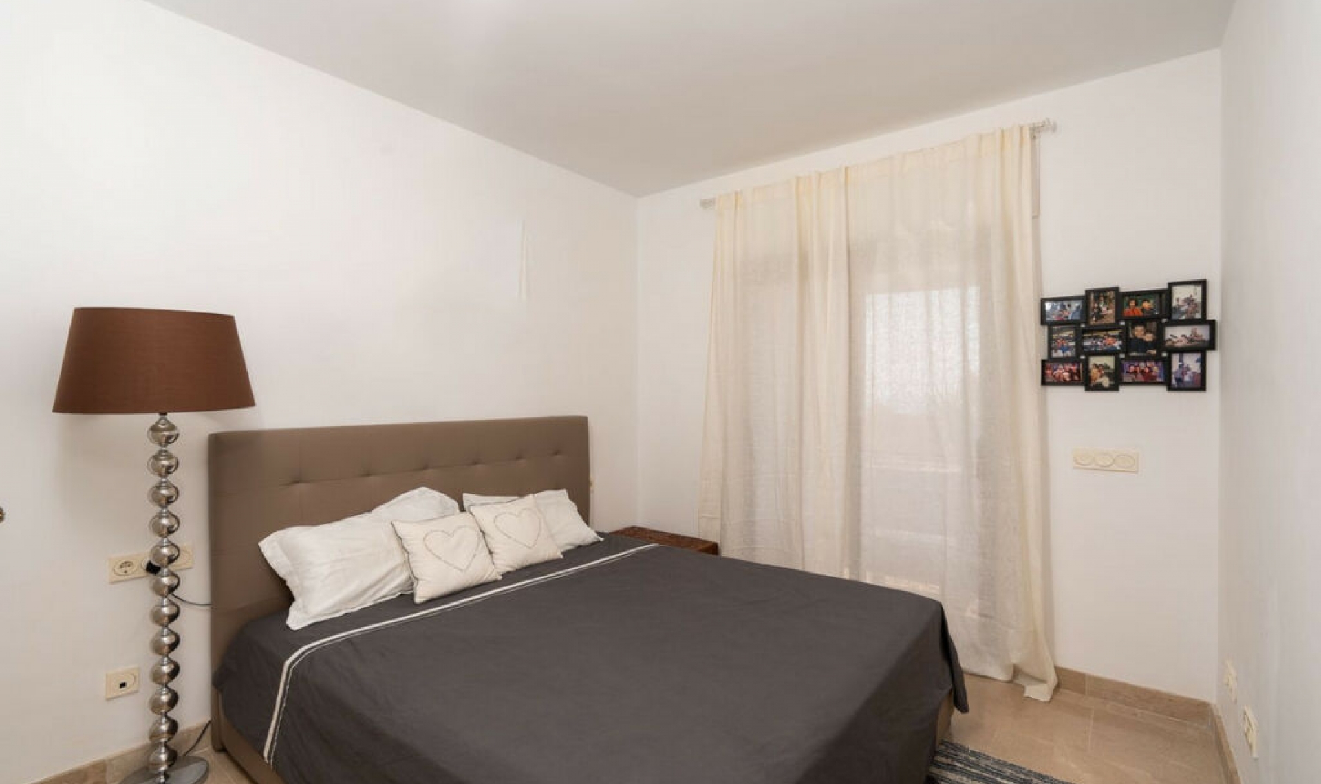 Resale - Apartment -
La Duquesa