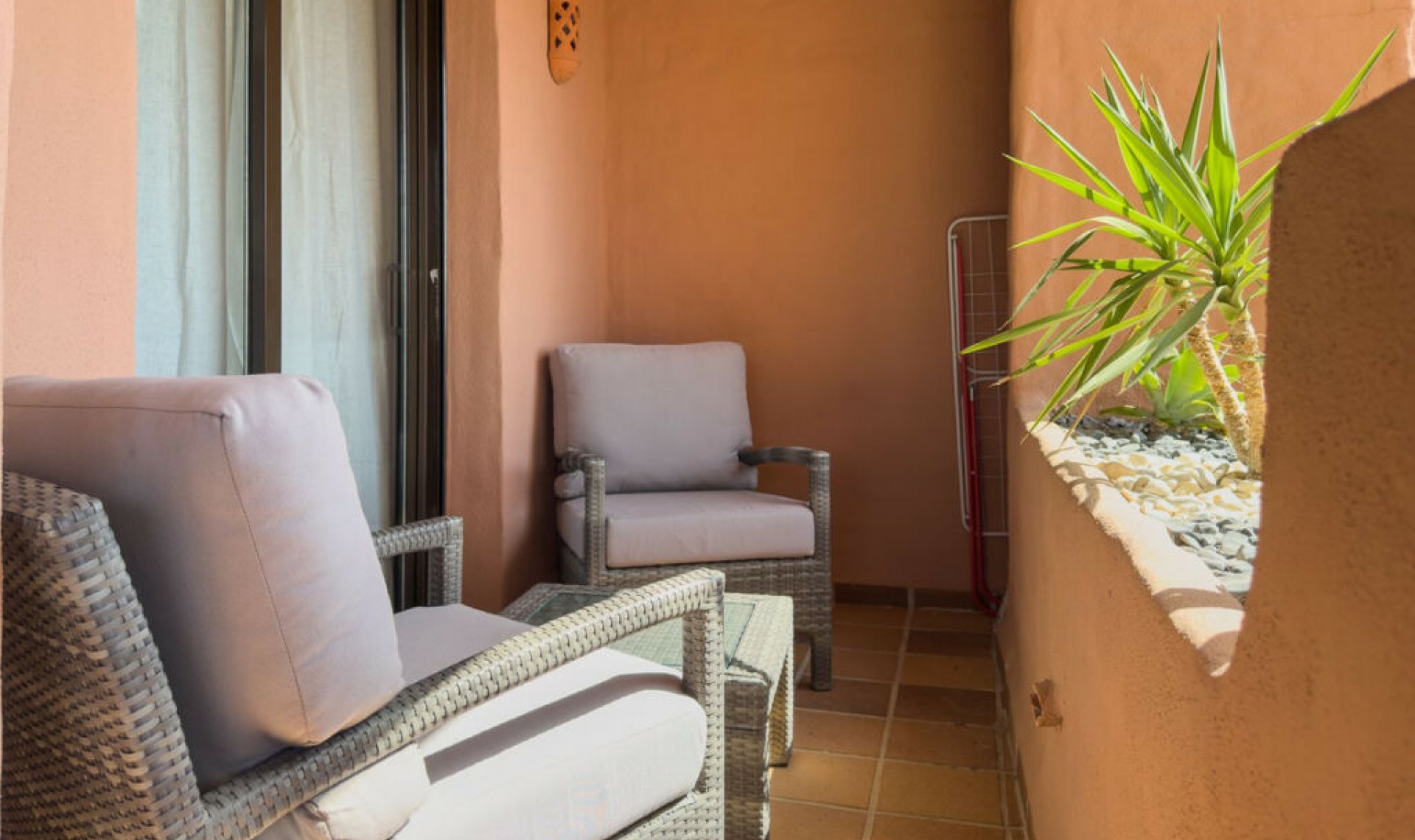 Resale - Apartment -
La Duquesa