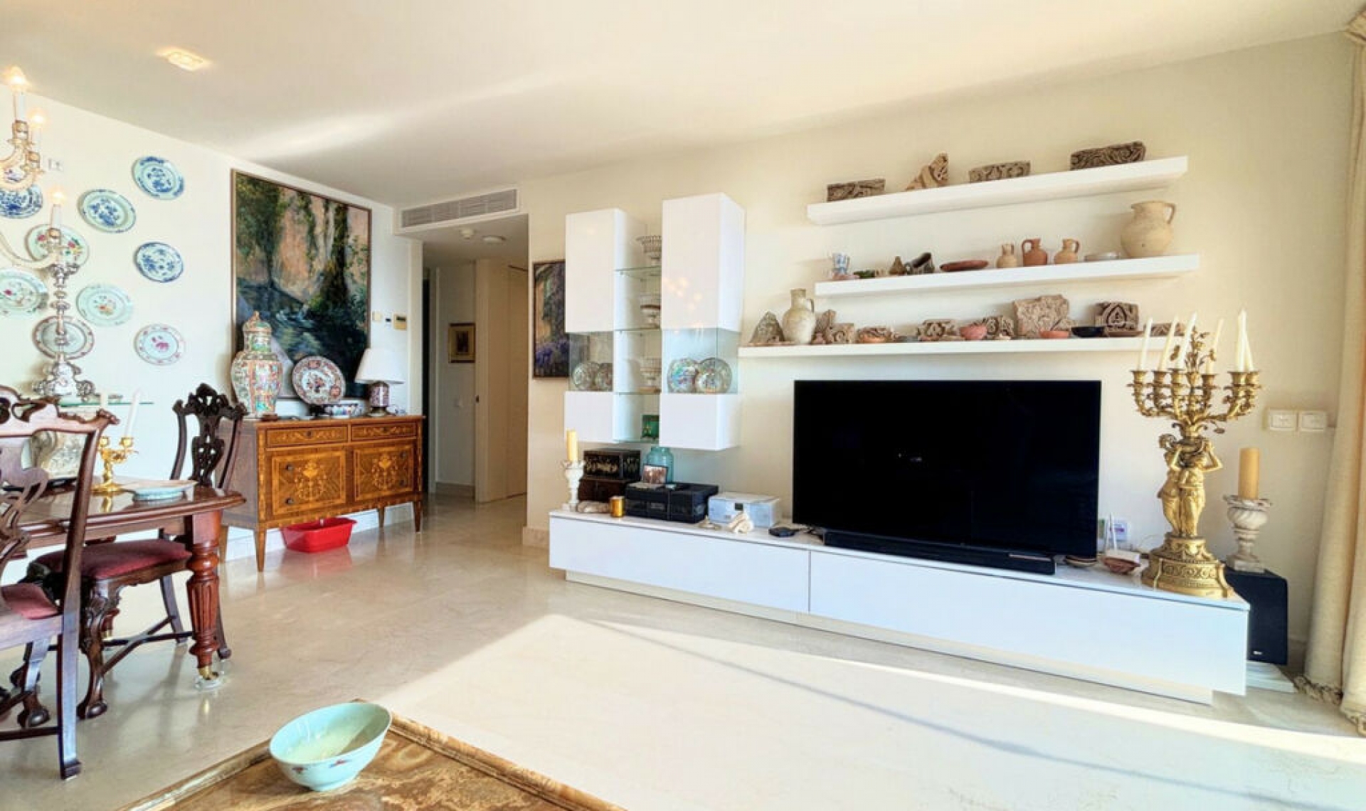 Resale - Apartment -
La Duquesa