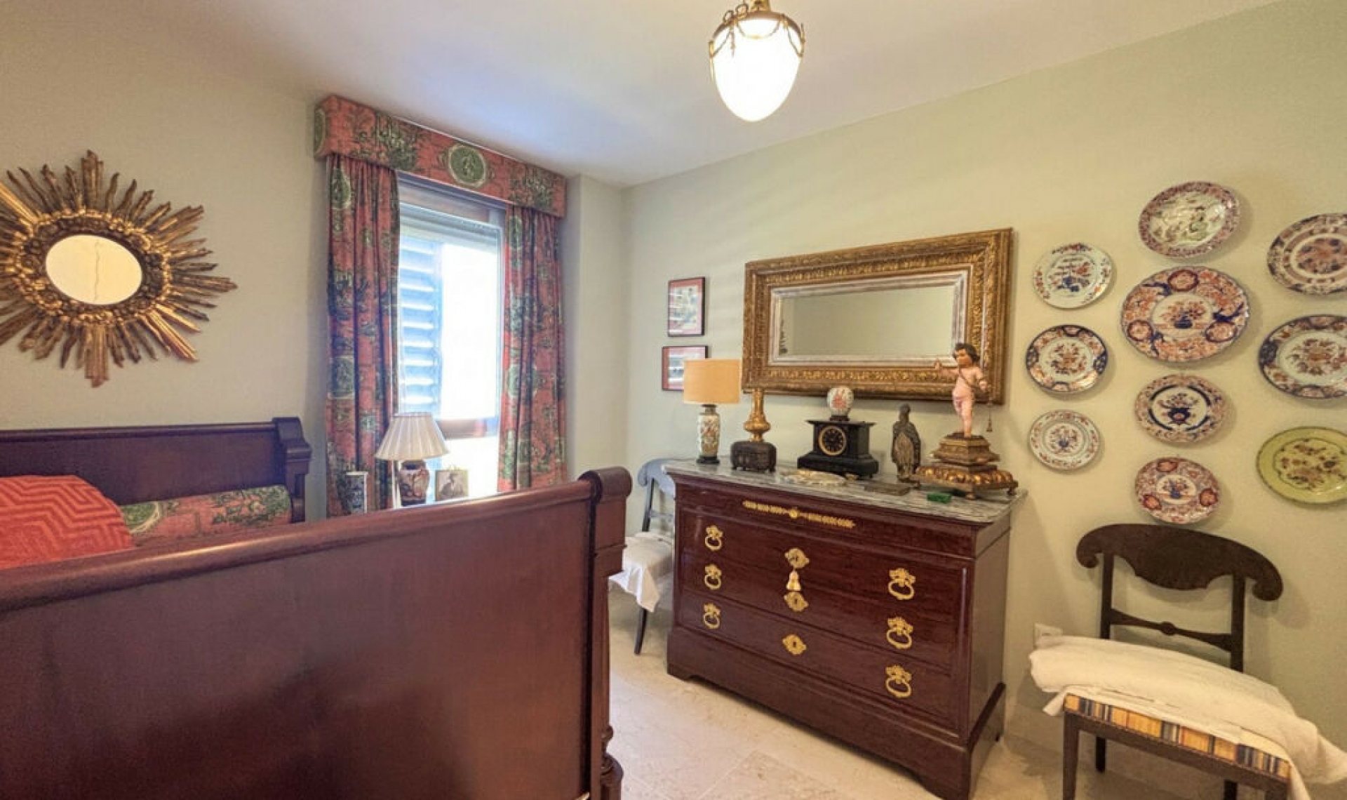 Resale - Apartment -
La Duquesa