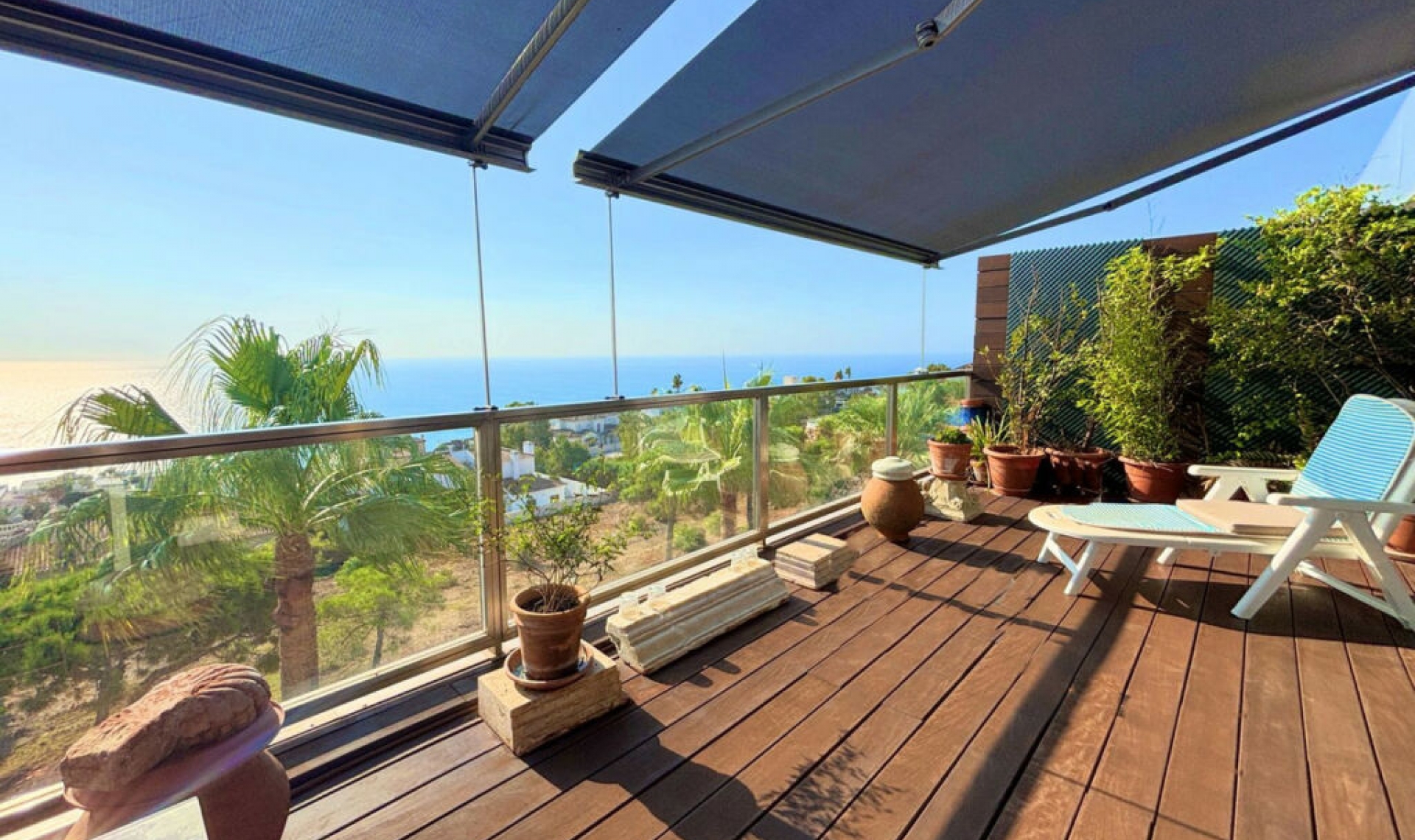 Resale - Apartment -
La Duquesa