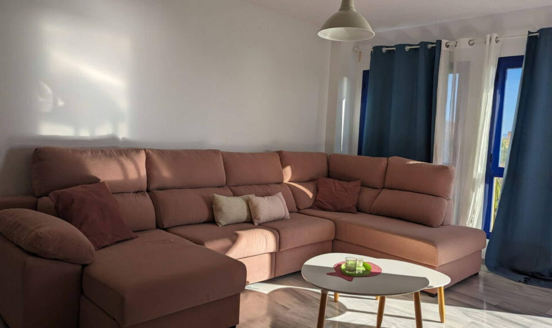 Resale - Apartment -
La Duquesa