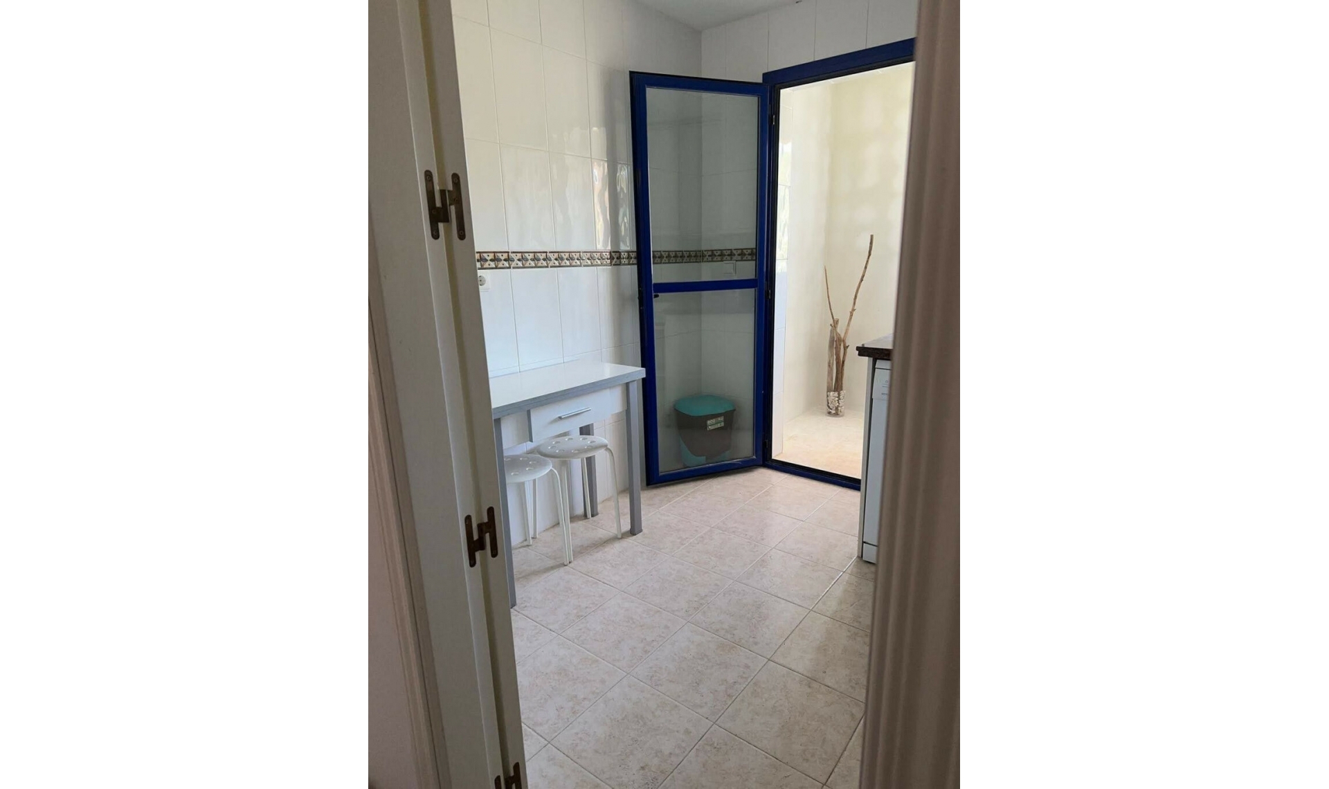 Resale - Apartment -
La Duquesa