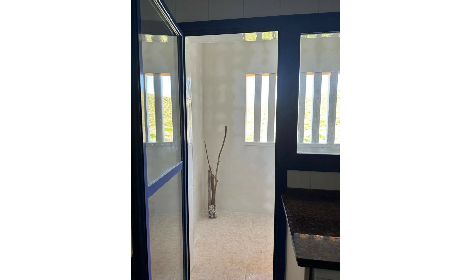 Resale - Apartment -
La Duquesa