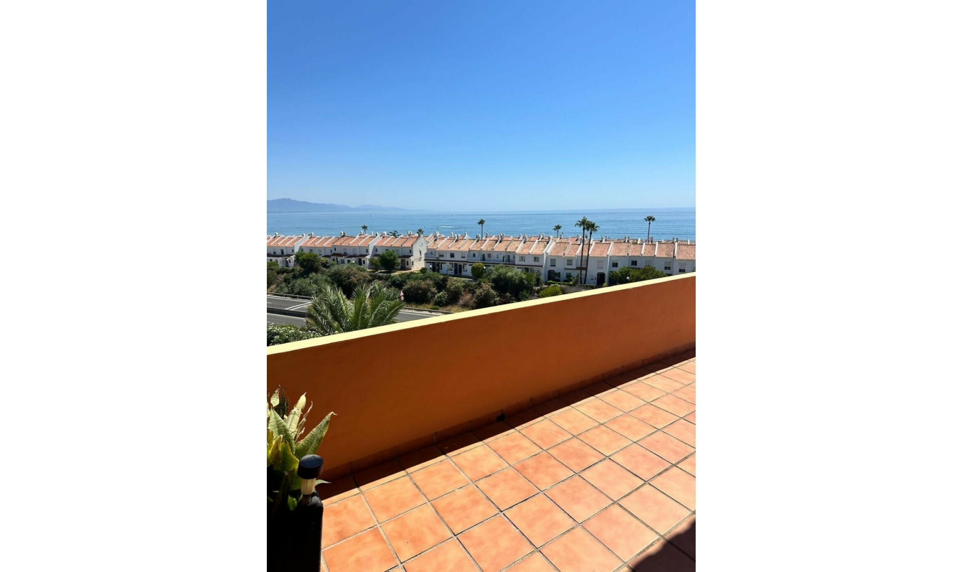 Resale - Apartment -
La Duquesa