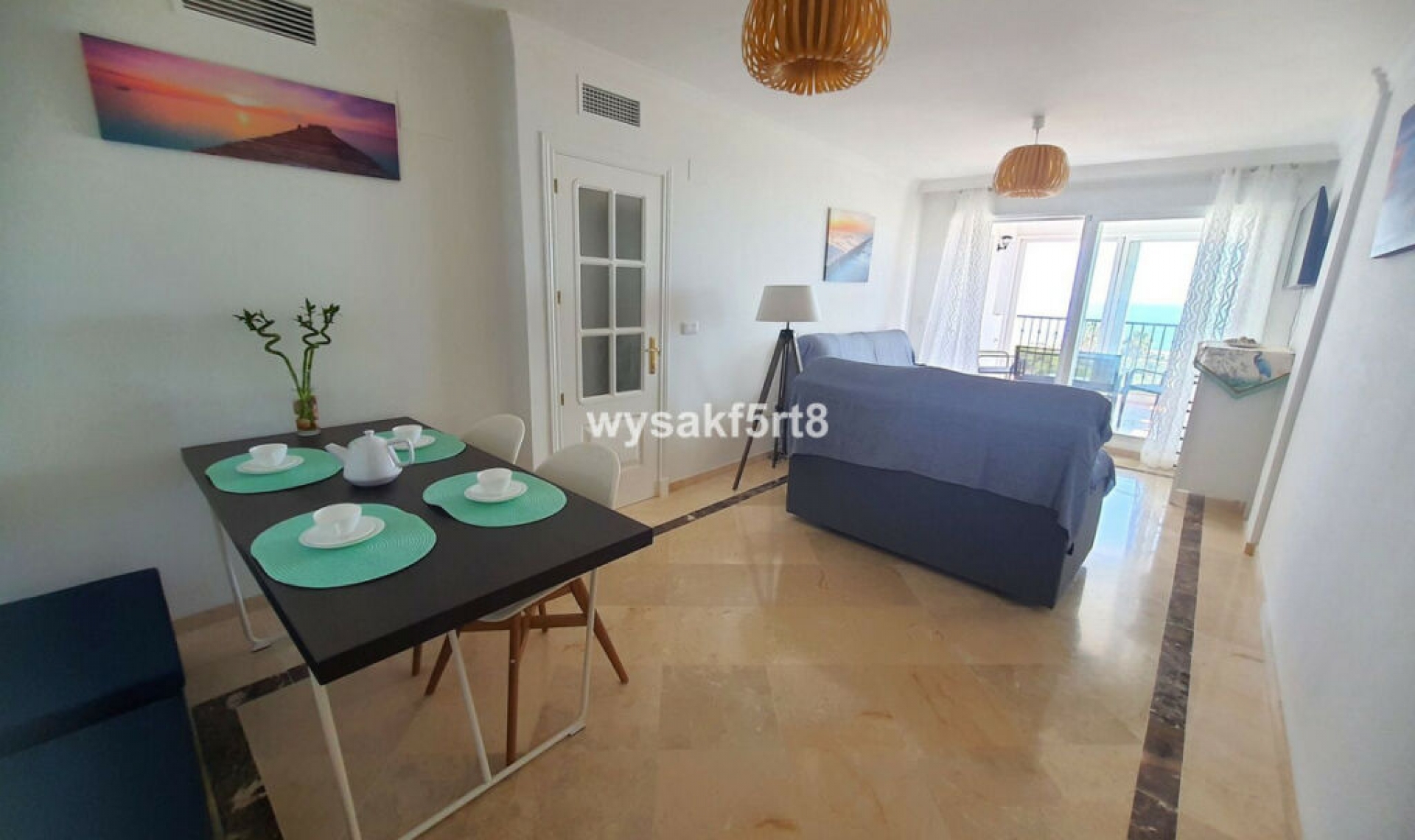 Resale - Apartment -
La Duquesa