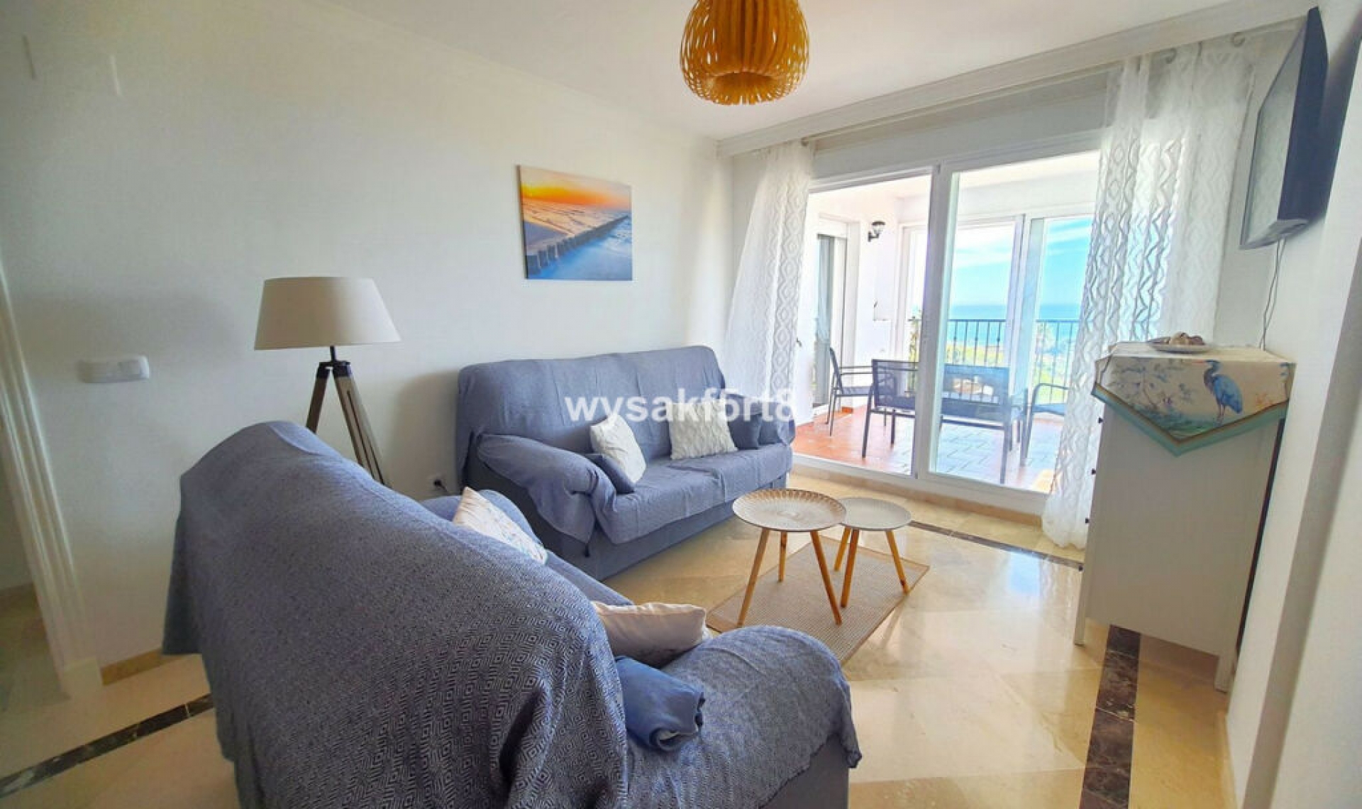 Resale - Apartment -
La Duquesa