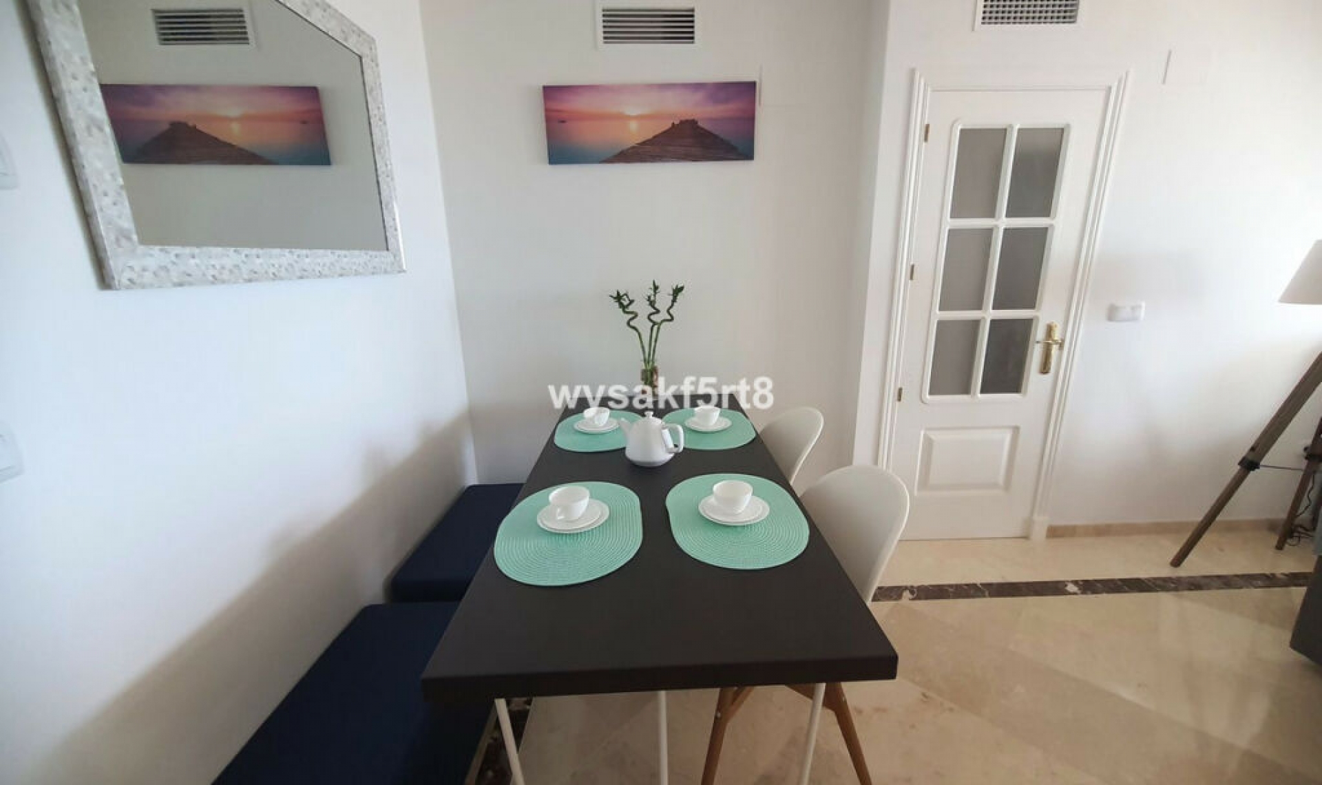 Resale - Apartment -
La Duquesa
