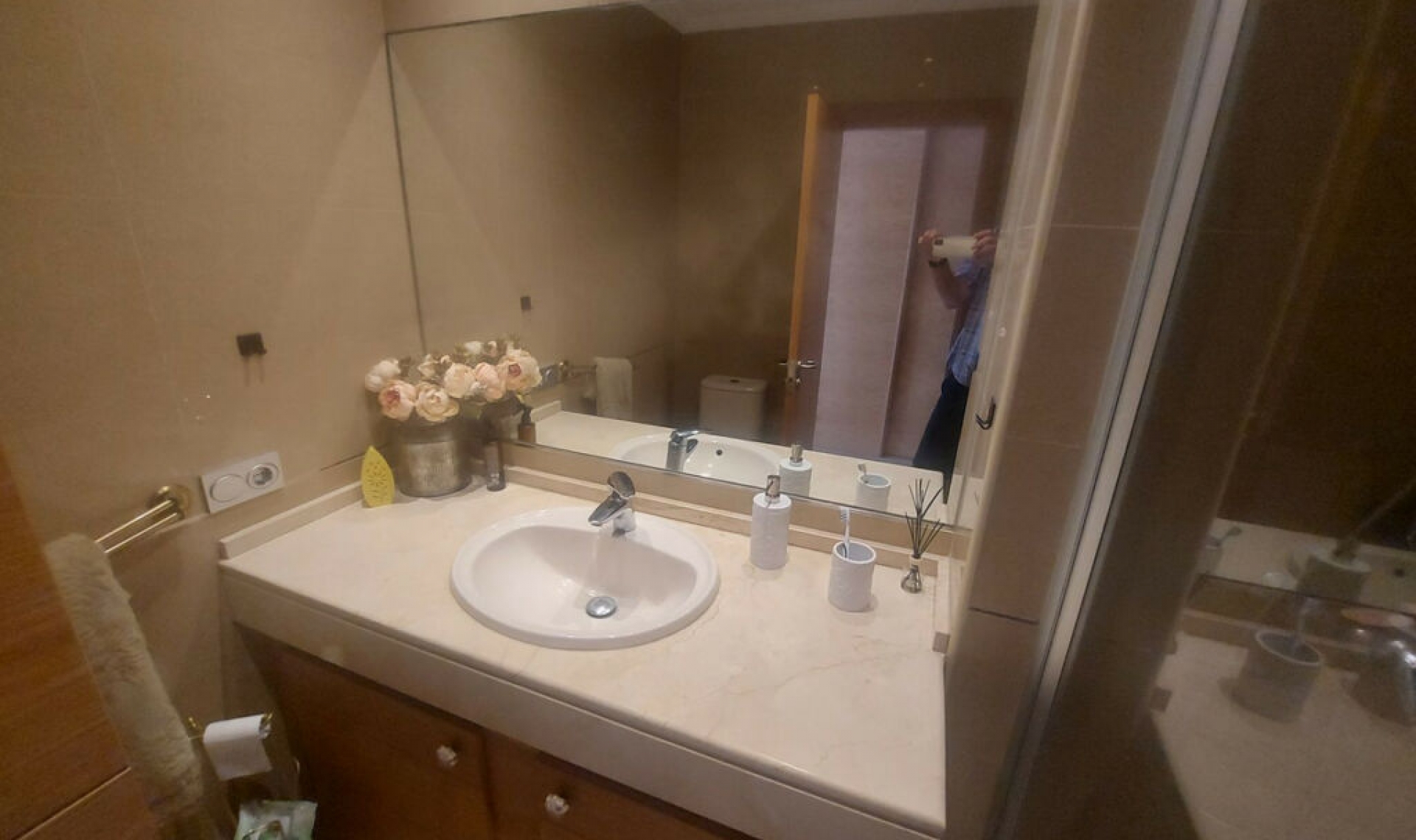 Resale - Apartment -
La Duquesa