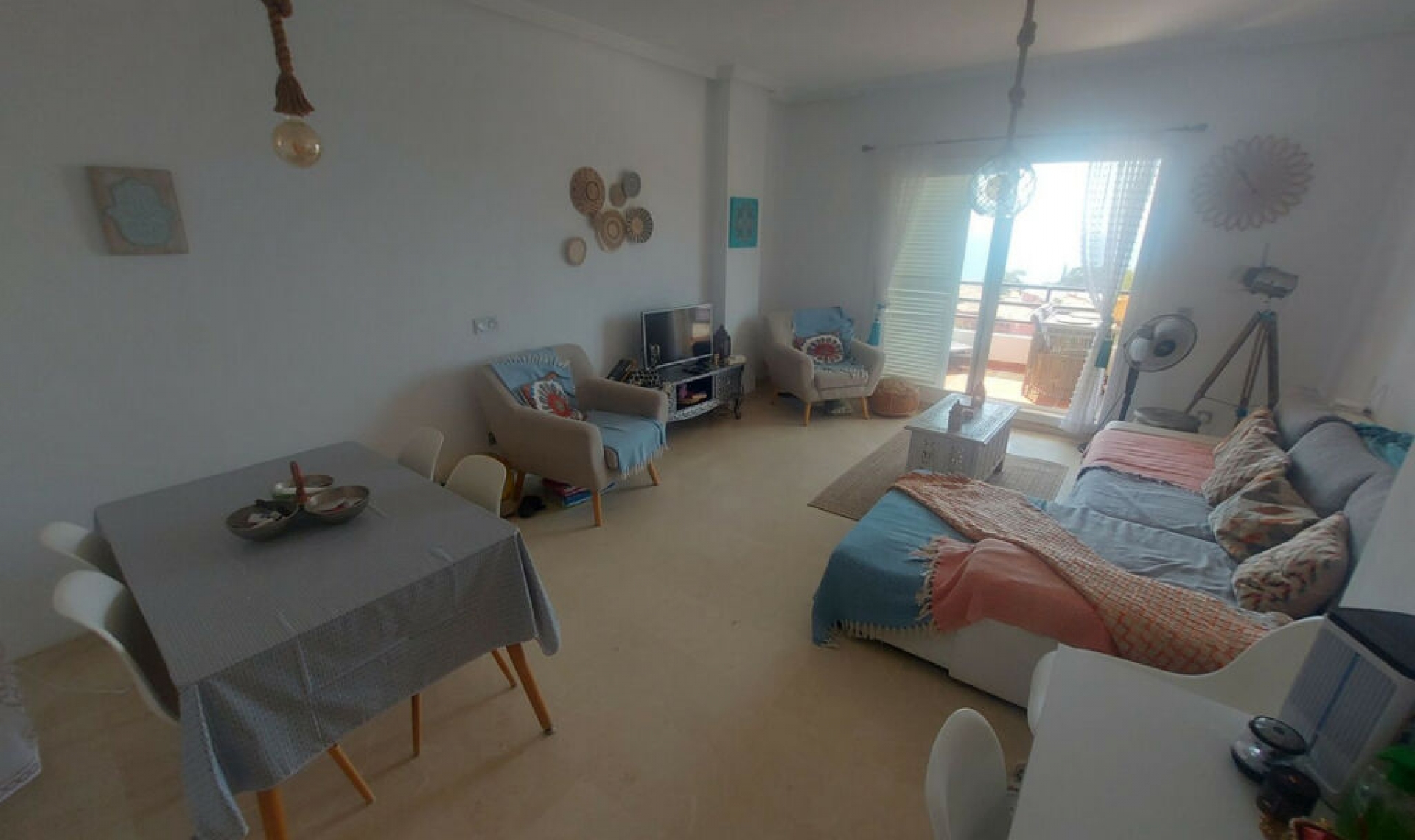 Resale - Apartment -
La Duquesa