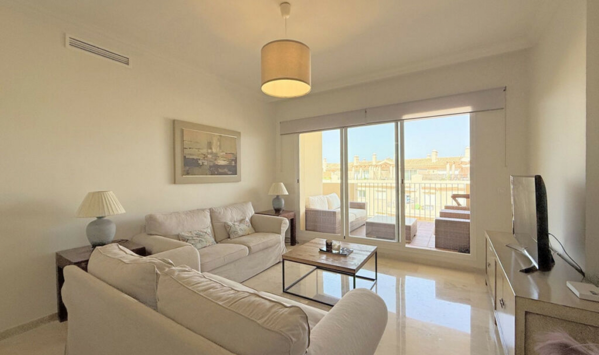 Resale - Apartment -
La Duquesa