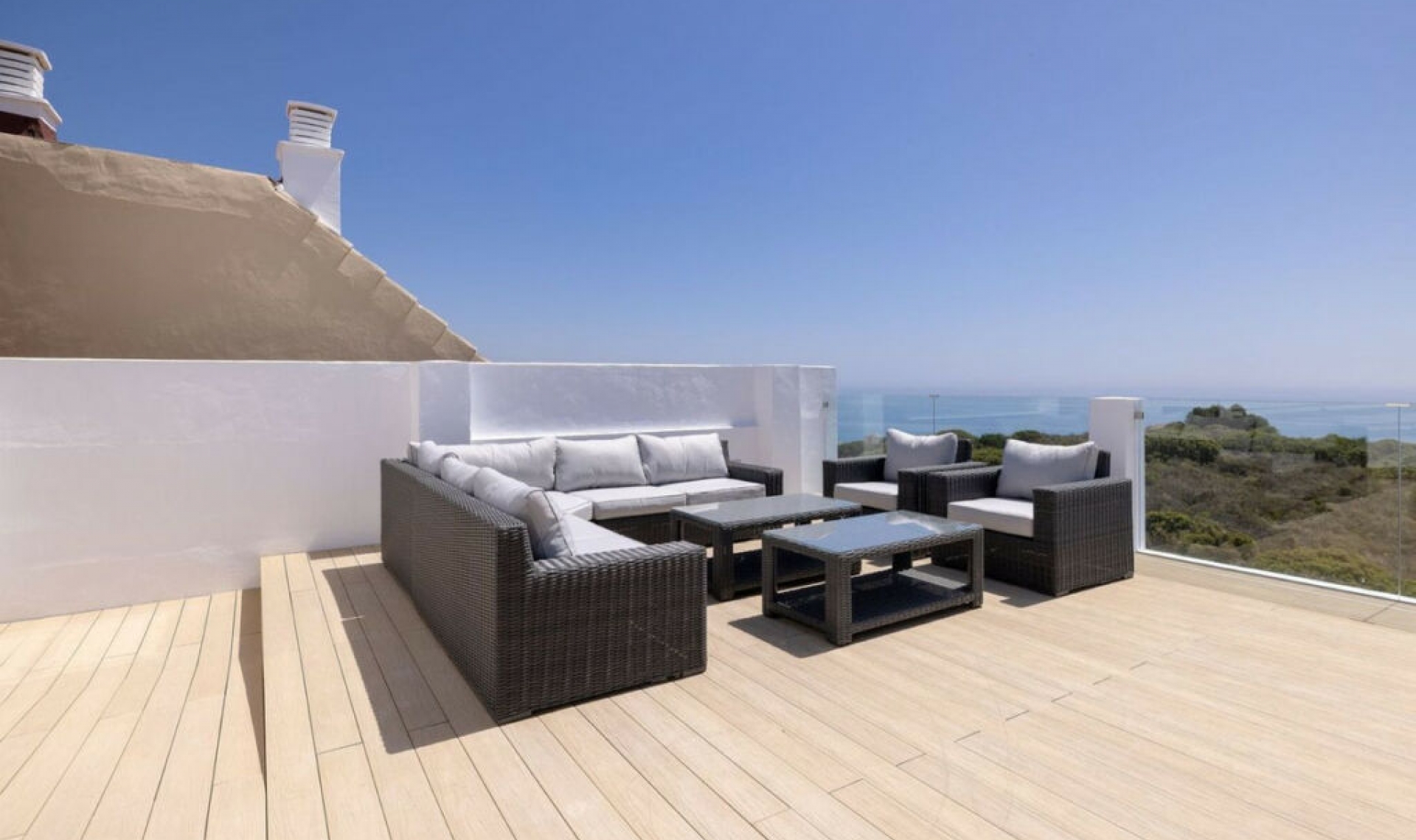 Resale - Apartment -
La Duquesa