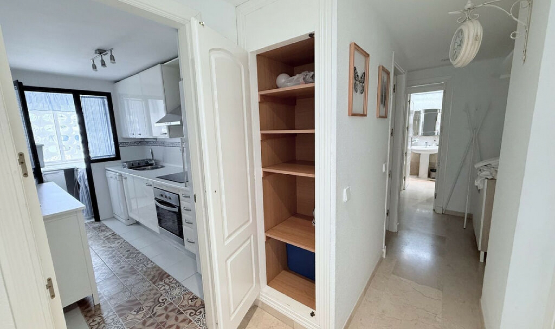 Resale - Apartment -
La Duquesa