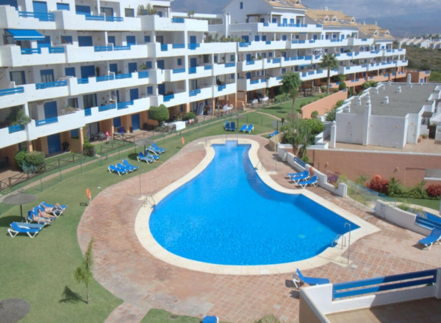 Resale - Apartment -
La Duquesa